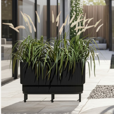 Planters Resin & Woven