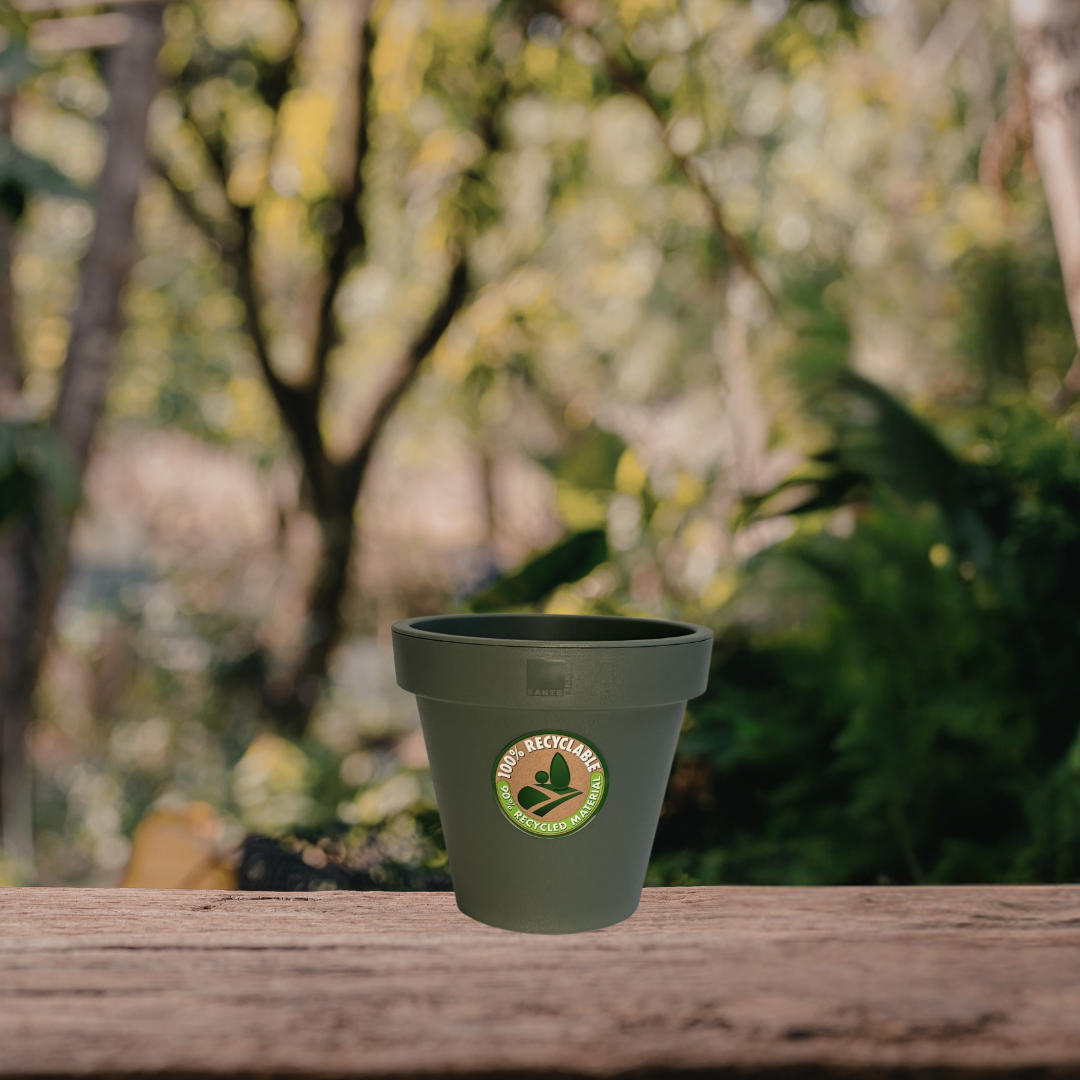Moss Green Resin Planter SM.png