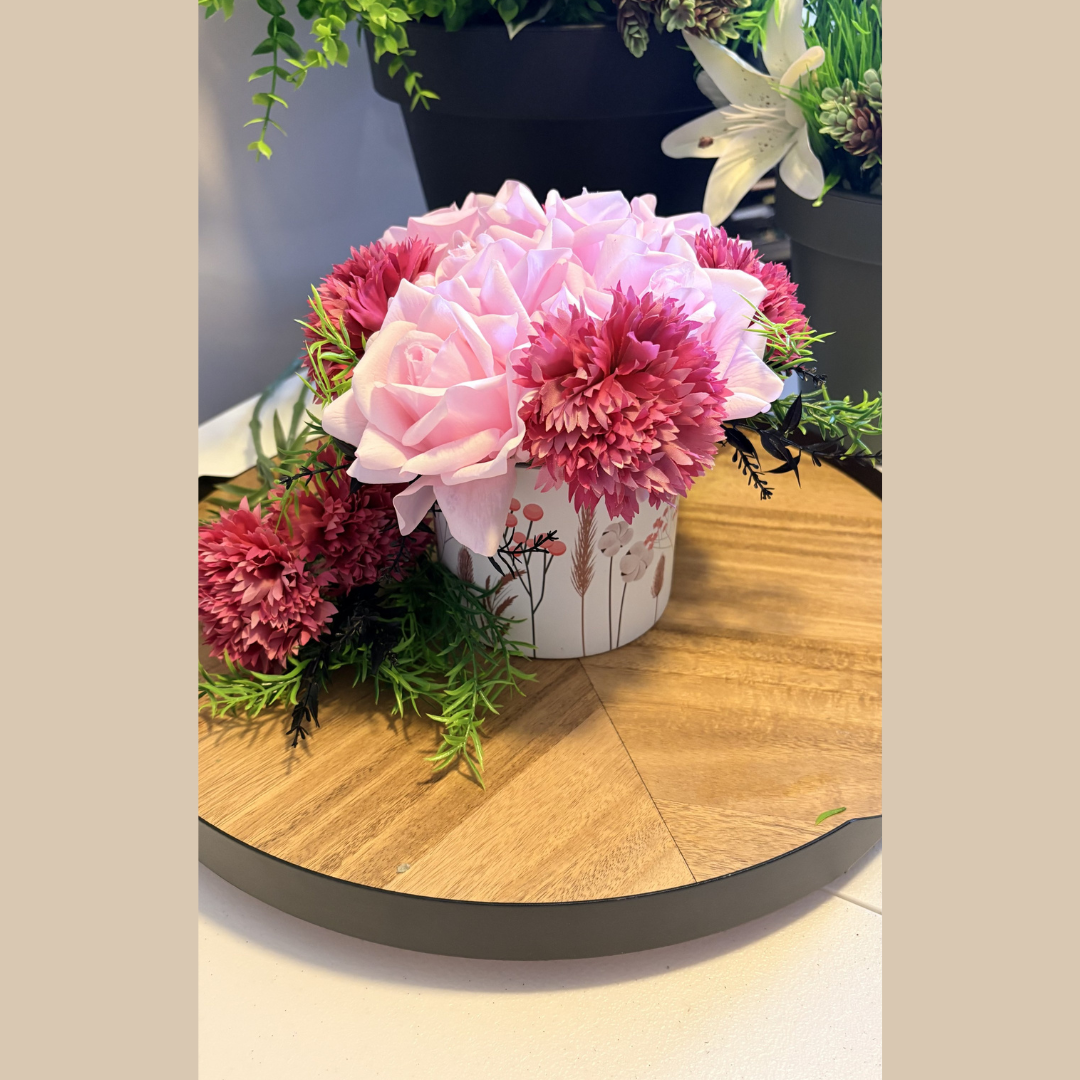 Roses Pink In a Vase  - Main.png