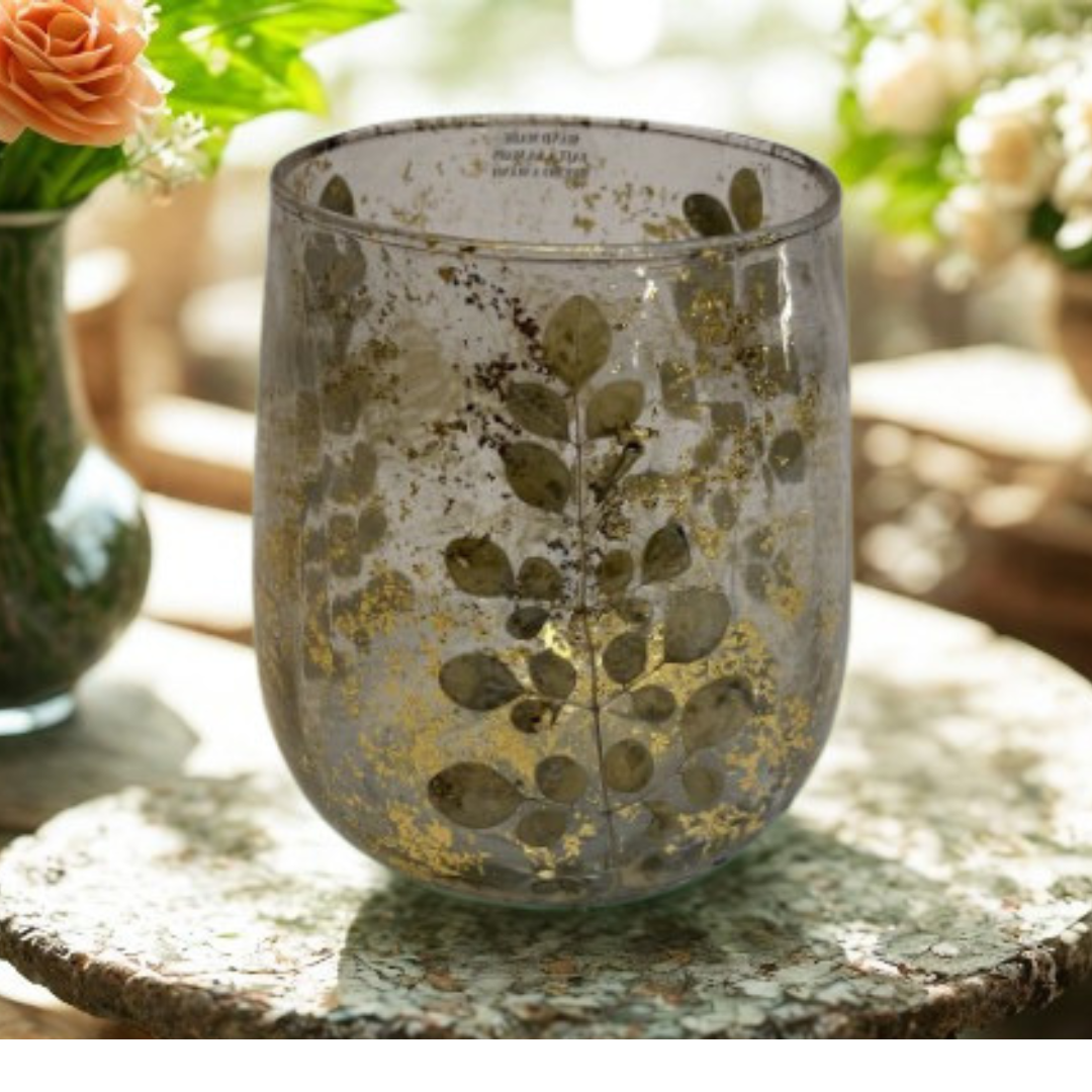 Vase Glass with Leaves.png