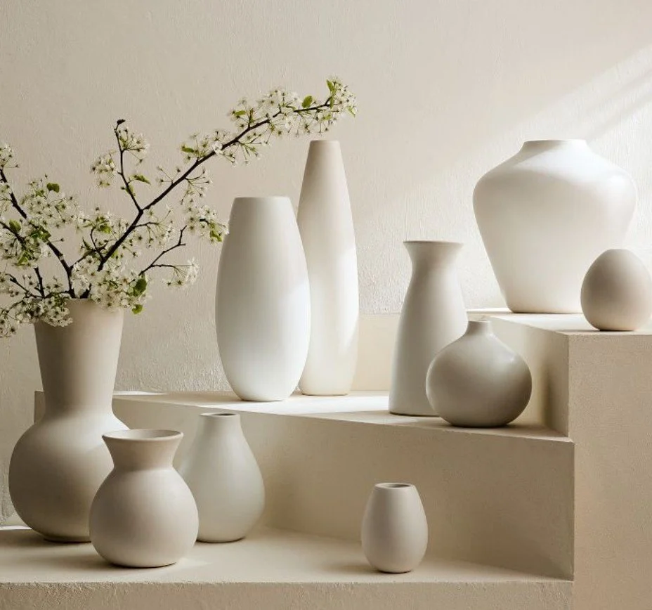 Vase mulitple neutral tones.jpg