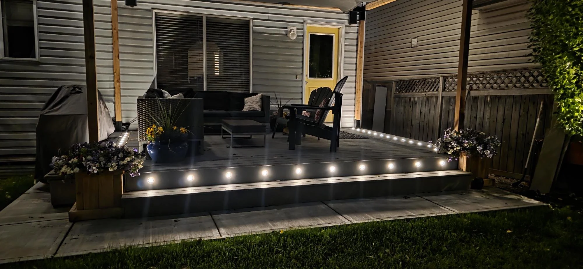 Permanent lighting, JellyFish and WATTS , illuminated by LED lighting along the edges of the roof, soffits and walls in the Denver Colorado area