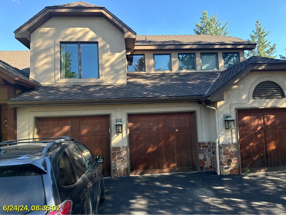 New roof installation and seamless gutter system on Castle Rock Colorado home by Averra Exteriors