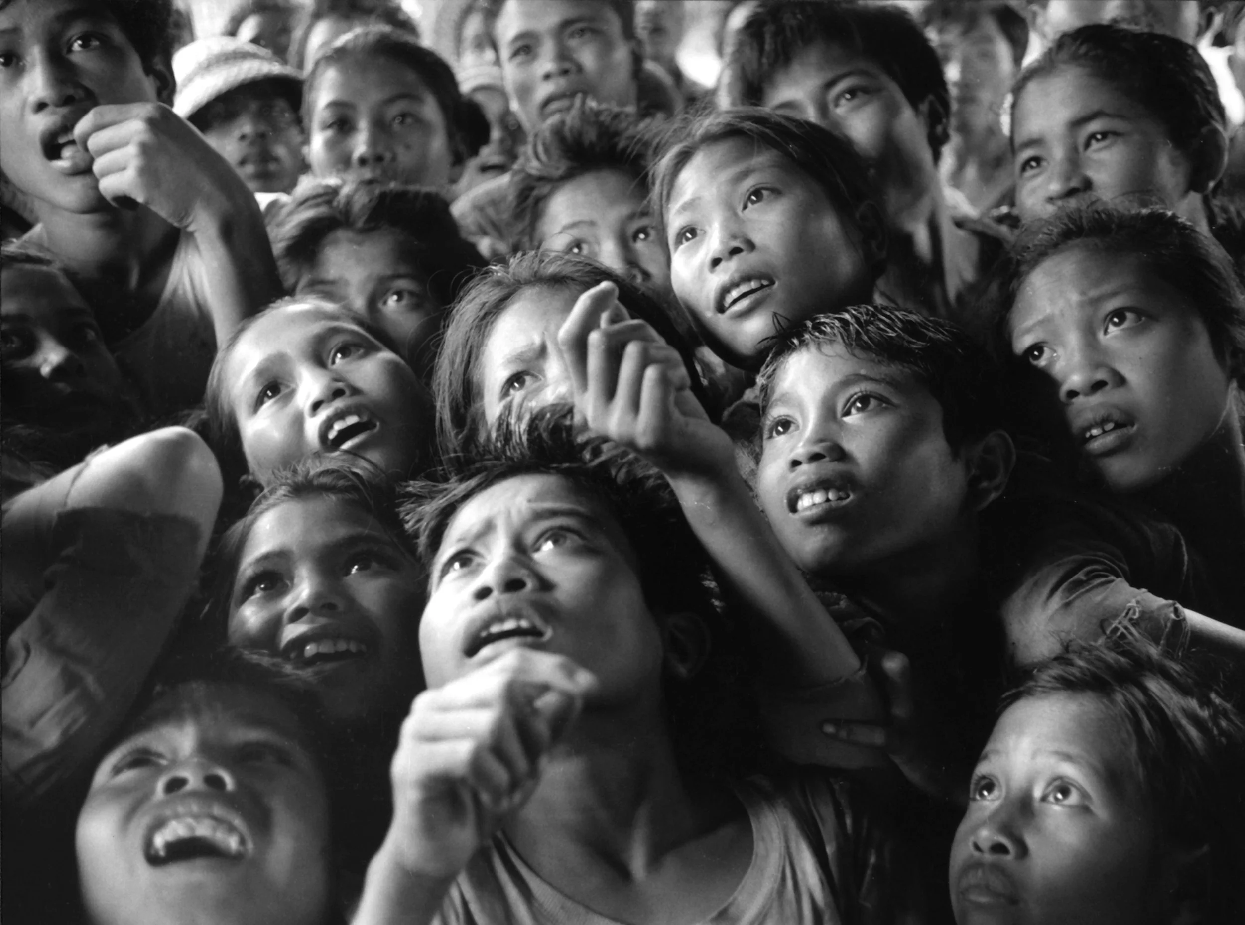 Children seeing photographs for first time,  Bayung Gede, Bali, 1974 | Ken Heyman Archive