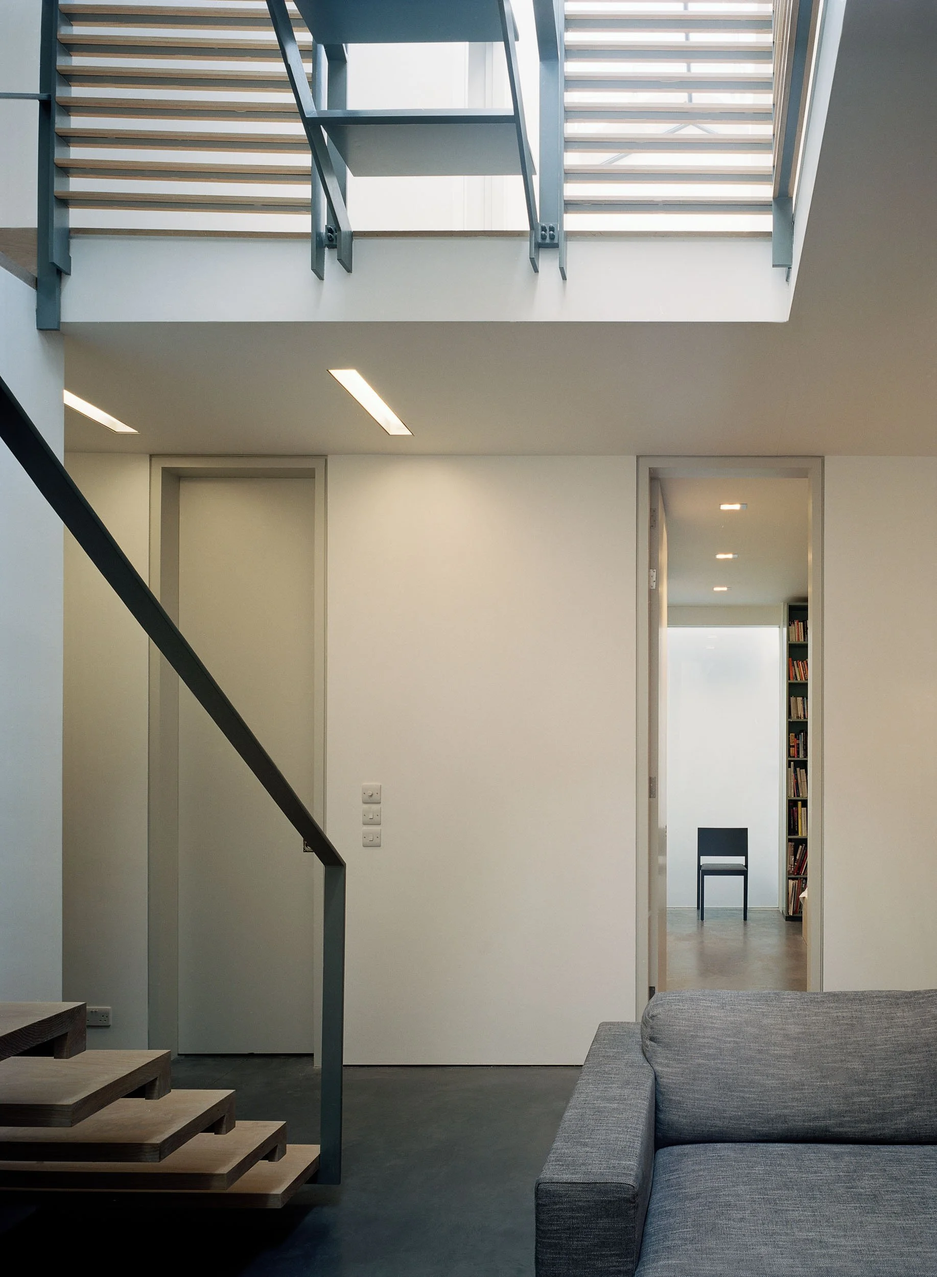 dive-mews-a-4.jpg