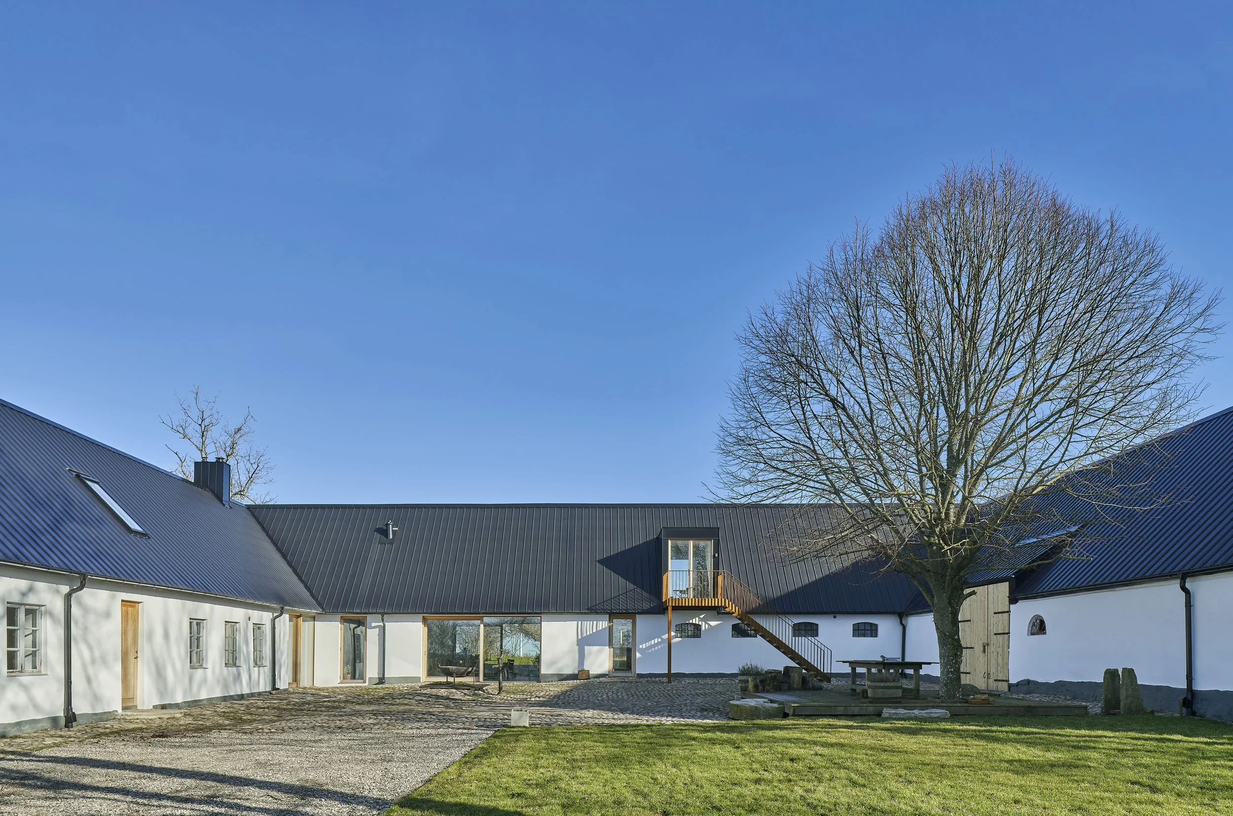 dive-farmhouse-14.jpg