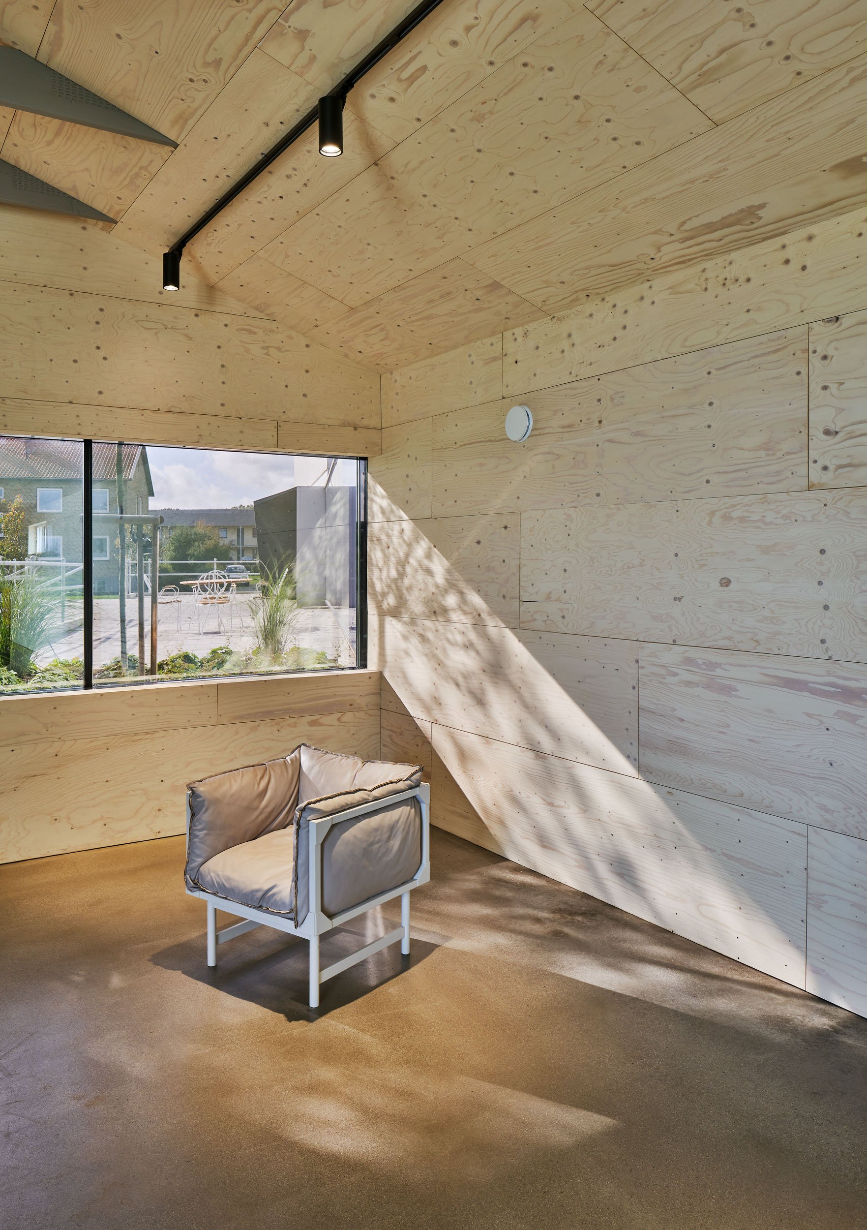 dive-garsnas-furniture-15.jpg