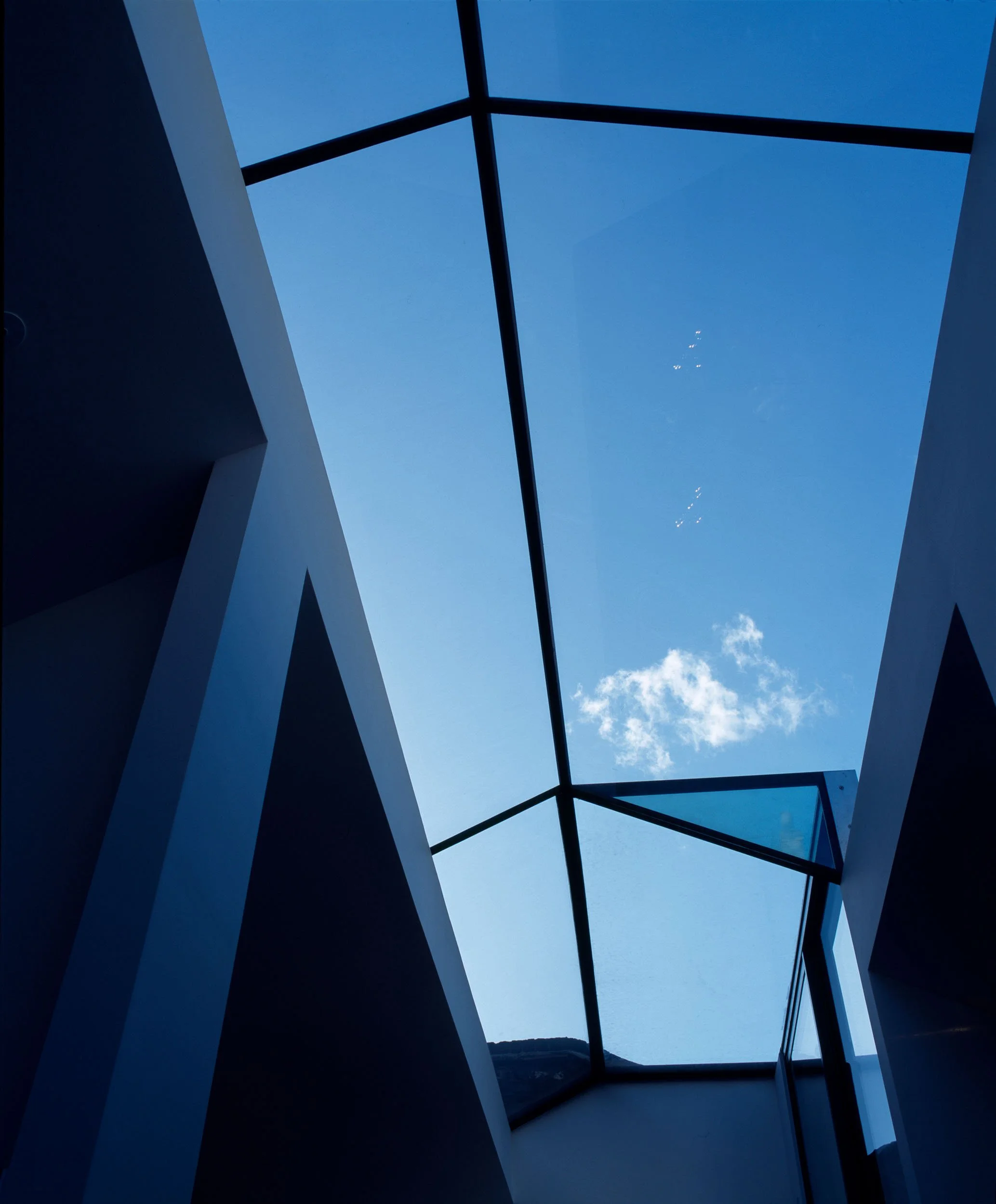 dive-mews-j-16.jpg