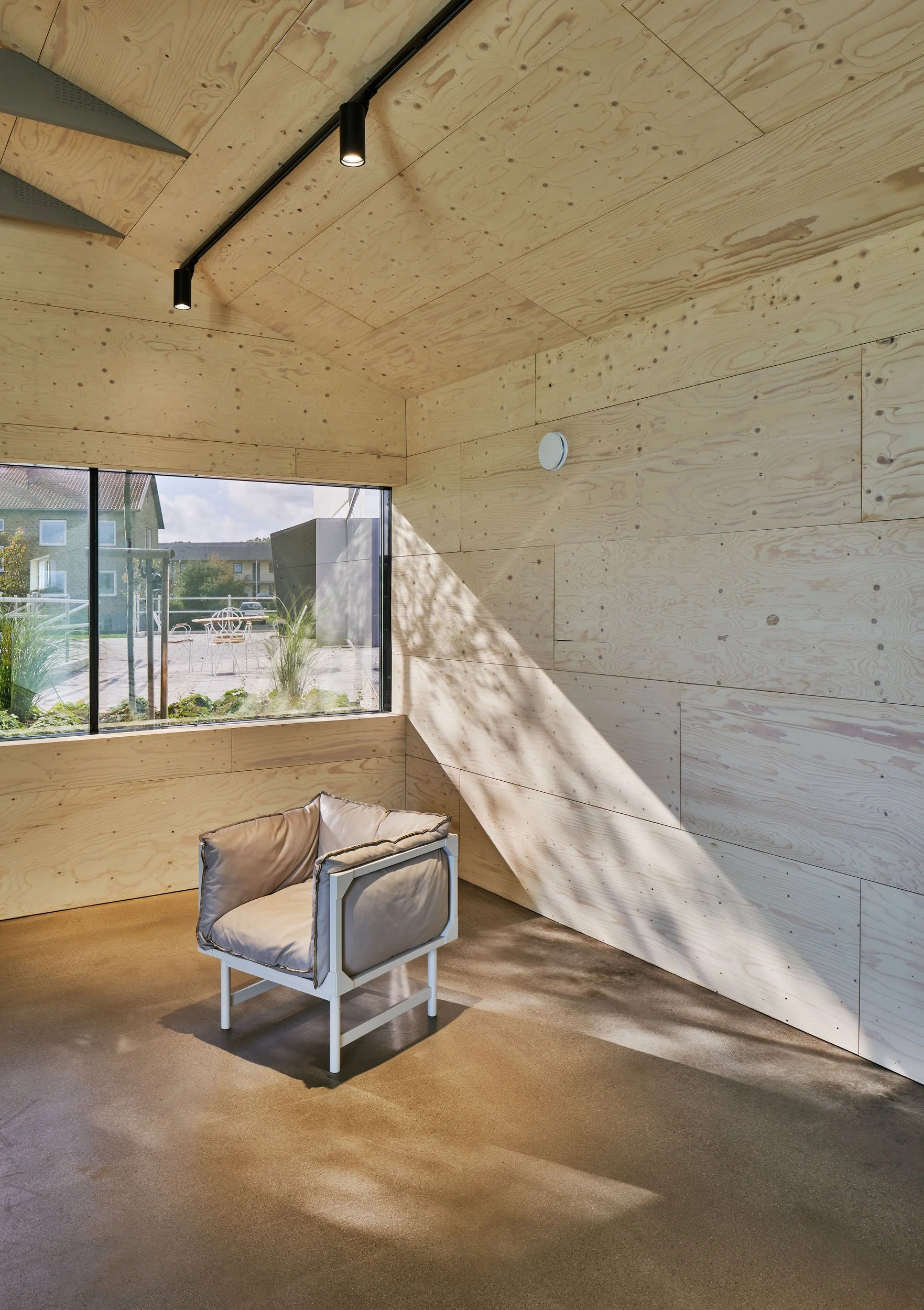 dive-garsnas-furniture-15.jpg