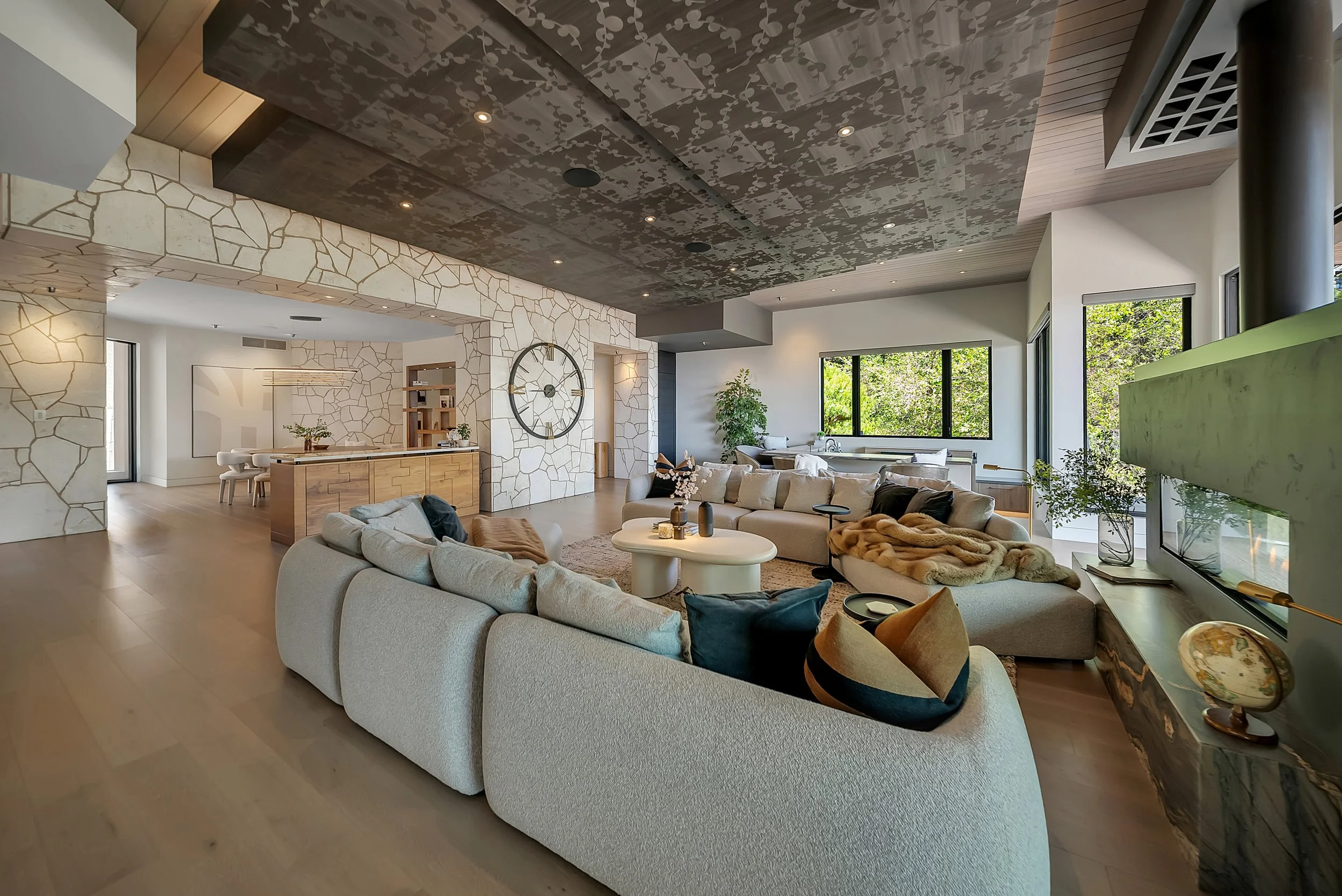 Highpointe Interior39.jpg