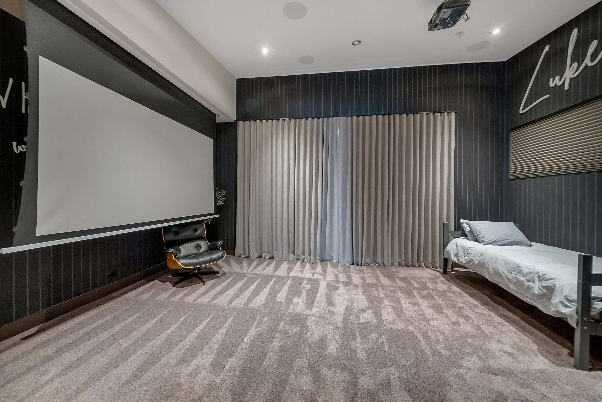 Highpointe Interior47.jpg