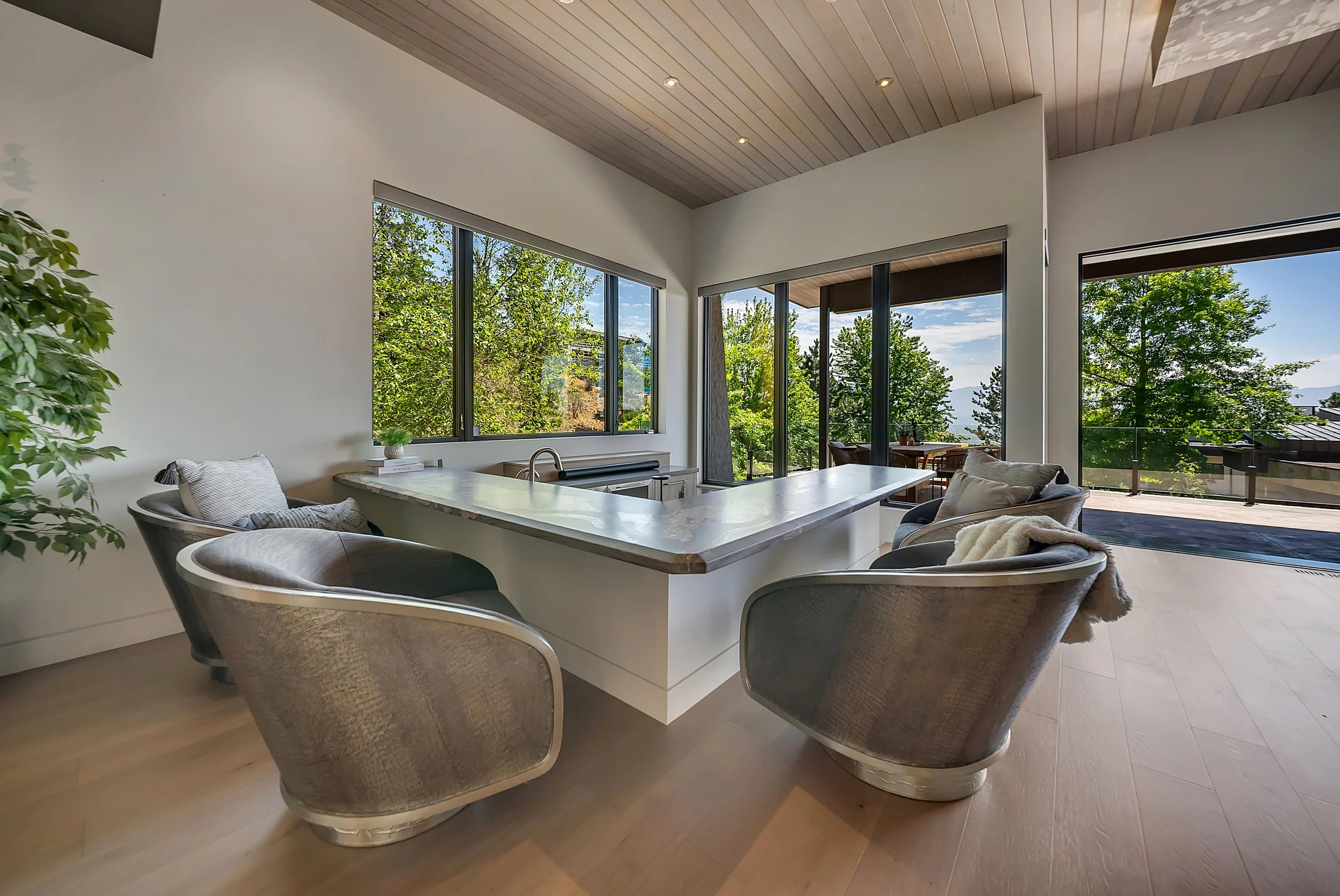 Highpointe Interior30.jpg