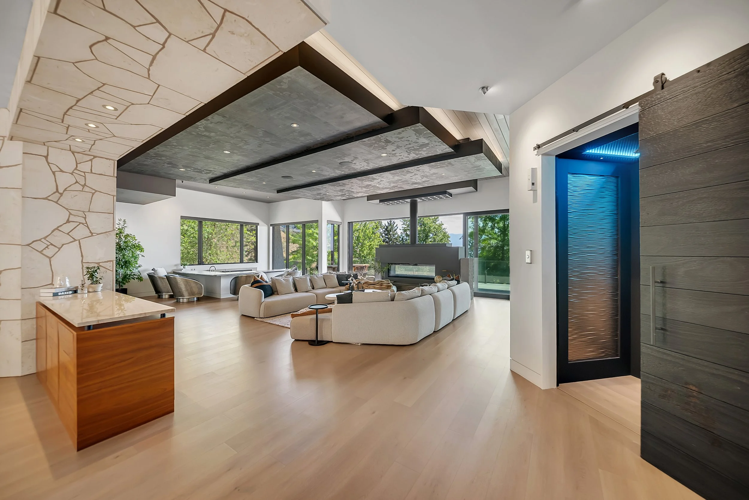 Highpointe Interior12.jpg