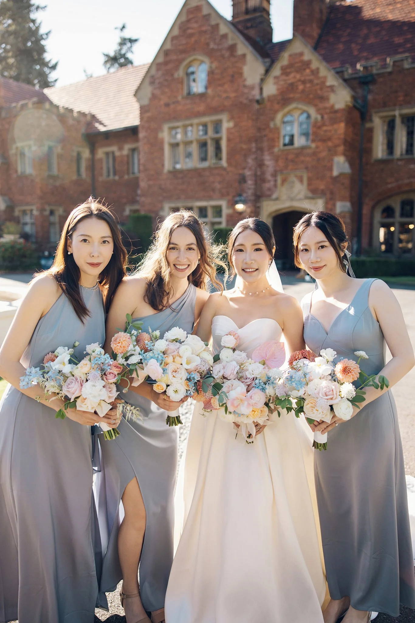 thornewood castle of Seattle D22.jpg