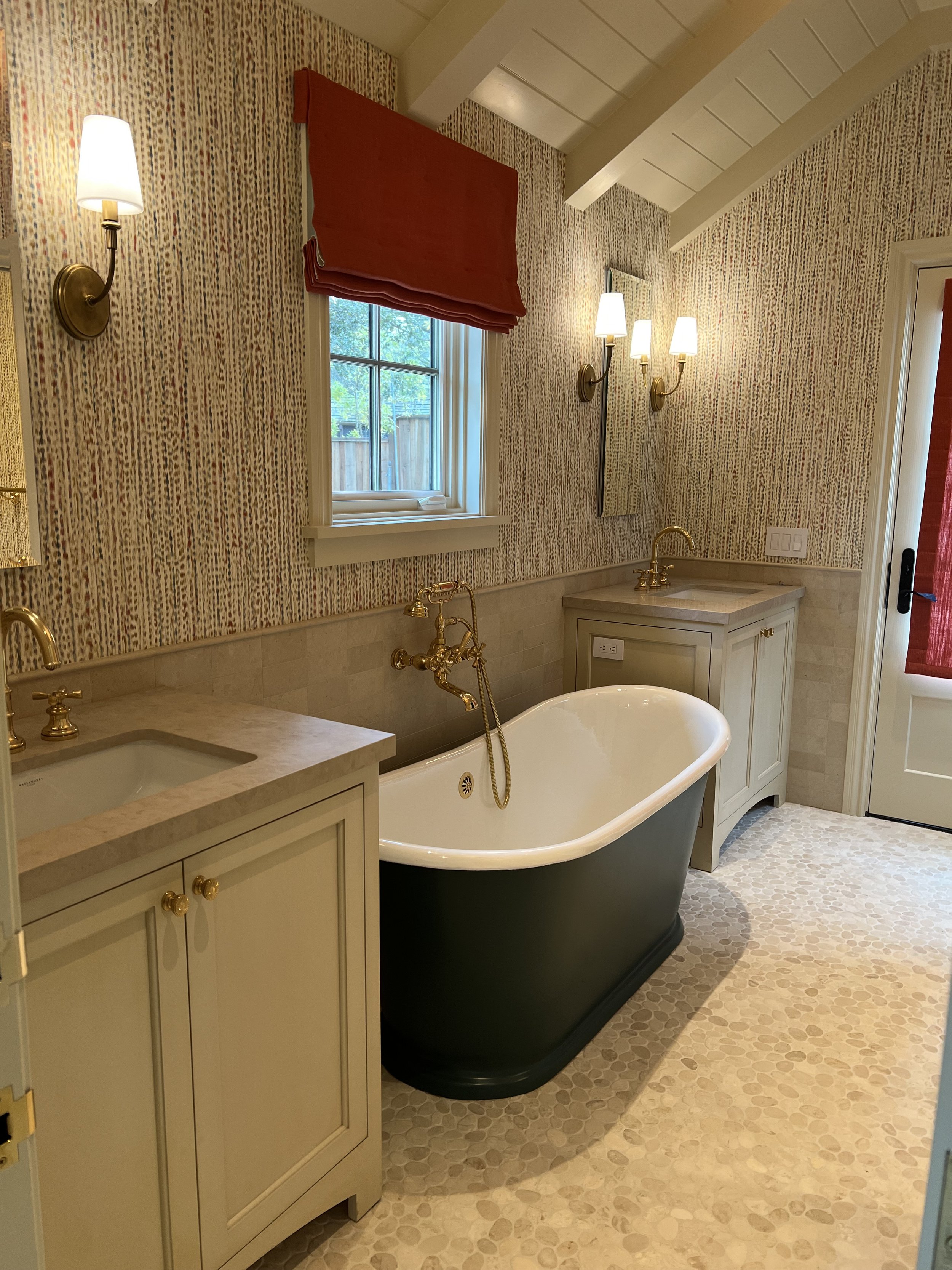 European Guesthouse - Hillsborough, CA