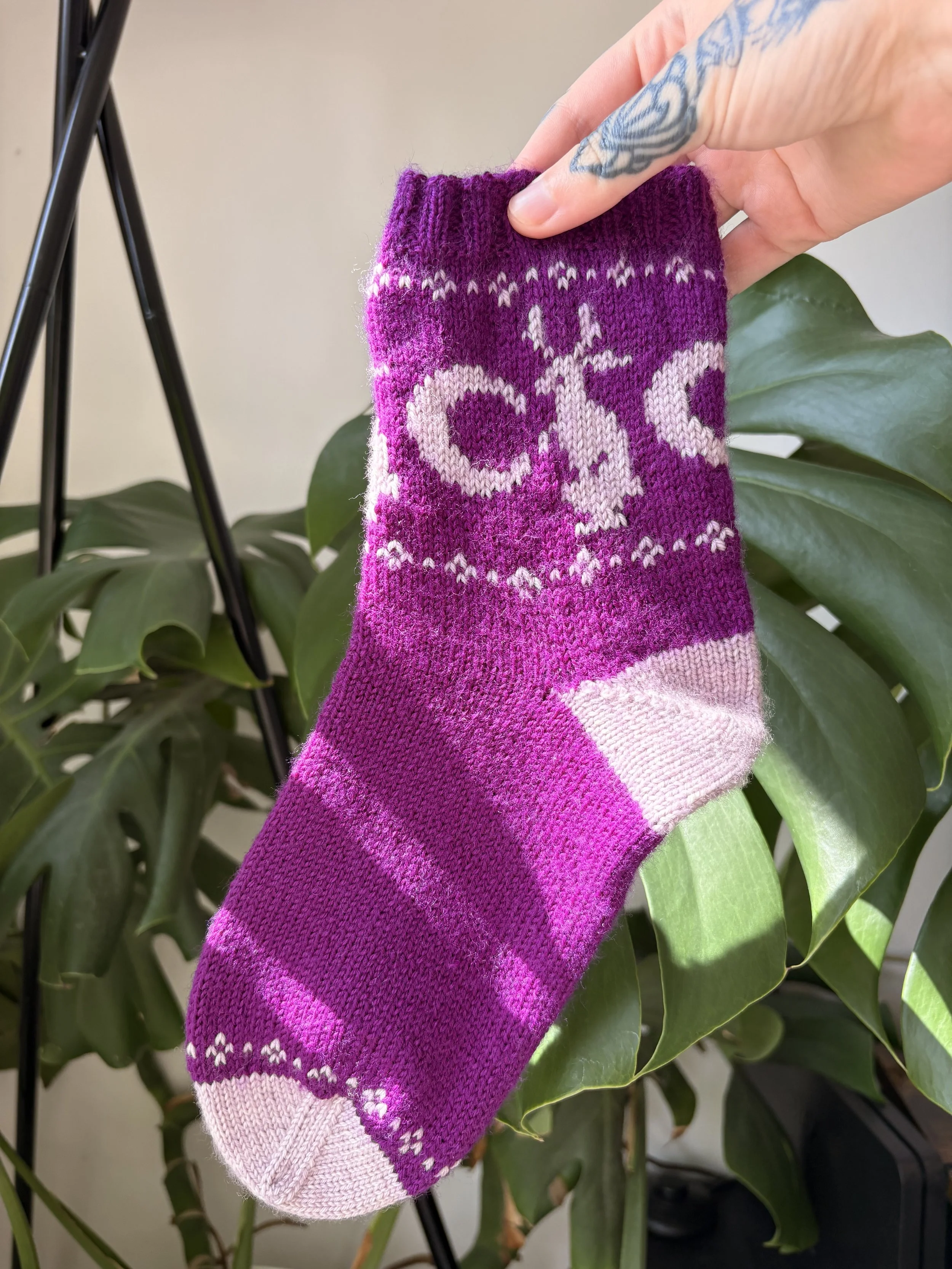 Jackalope Socks Pattern