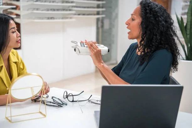 Virtual Optical Styling Consultation
