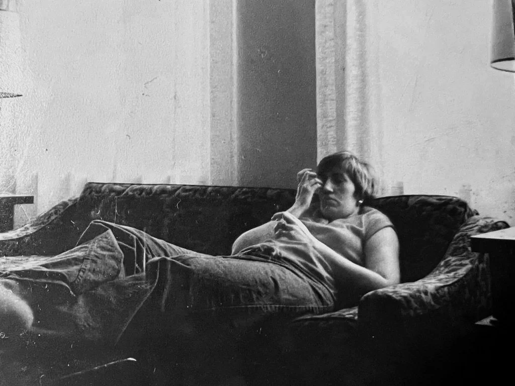 IT HURTS TO BE BEAUTIFUL 