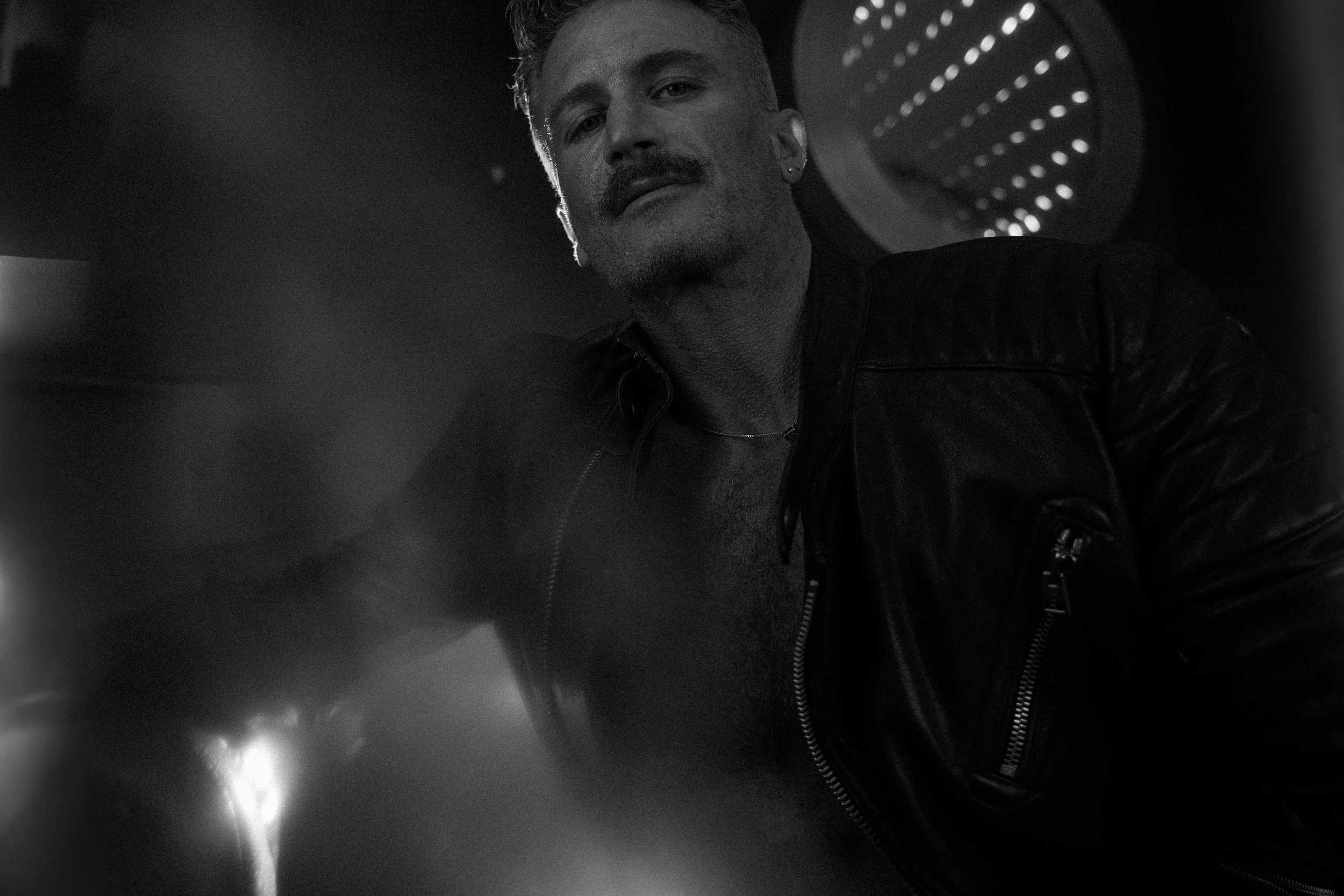 JOHN ARTHUR-1390524.jpg