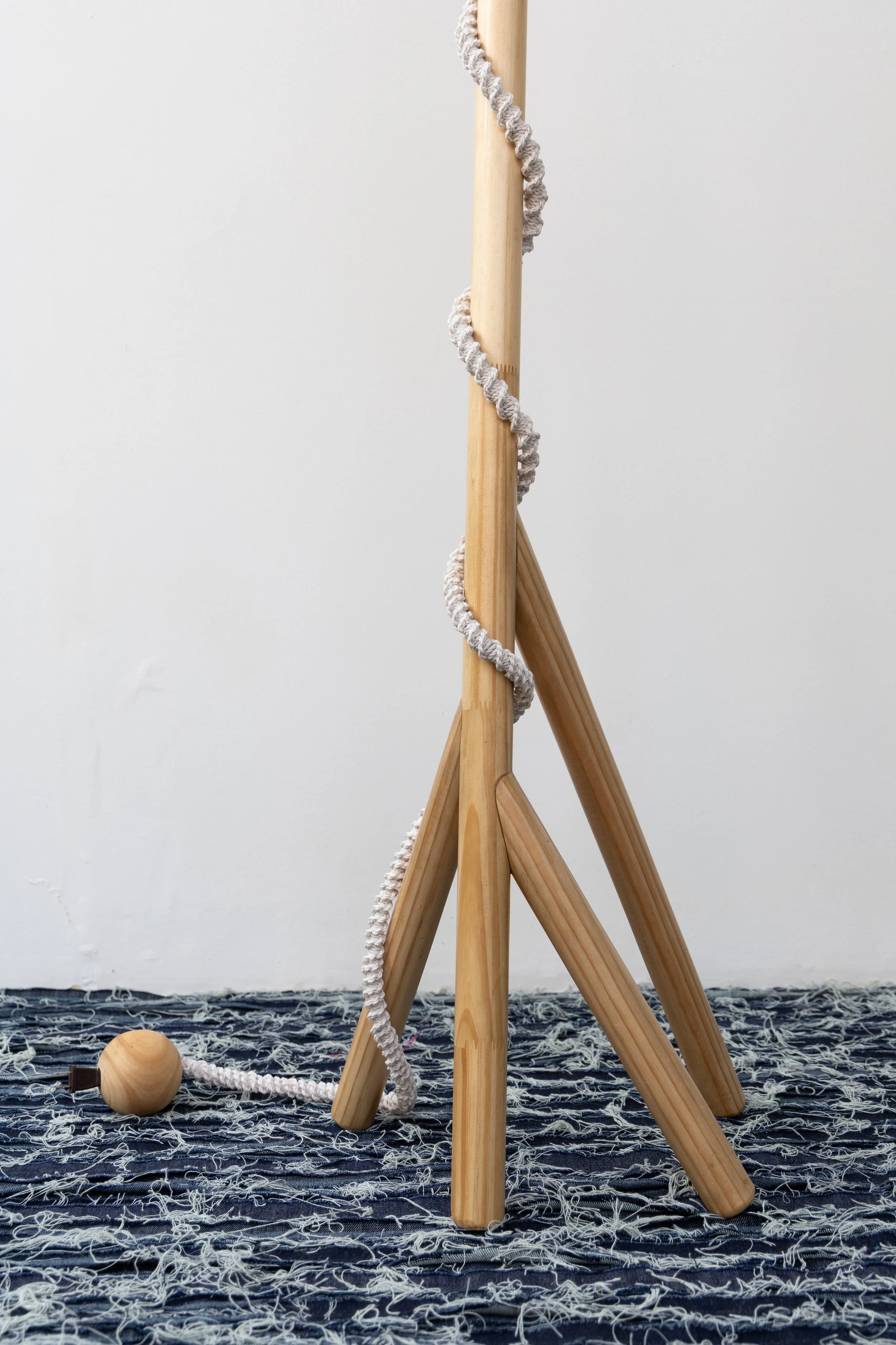 standing_lamp11.jpg