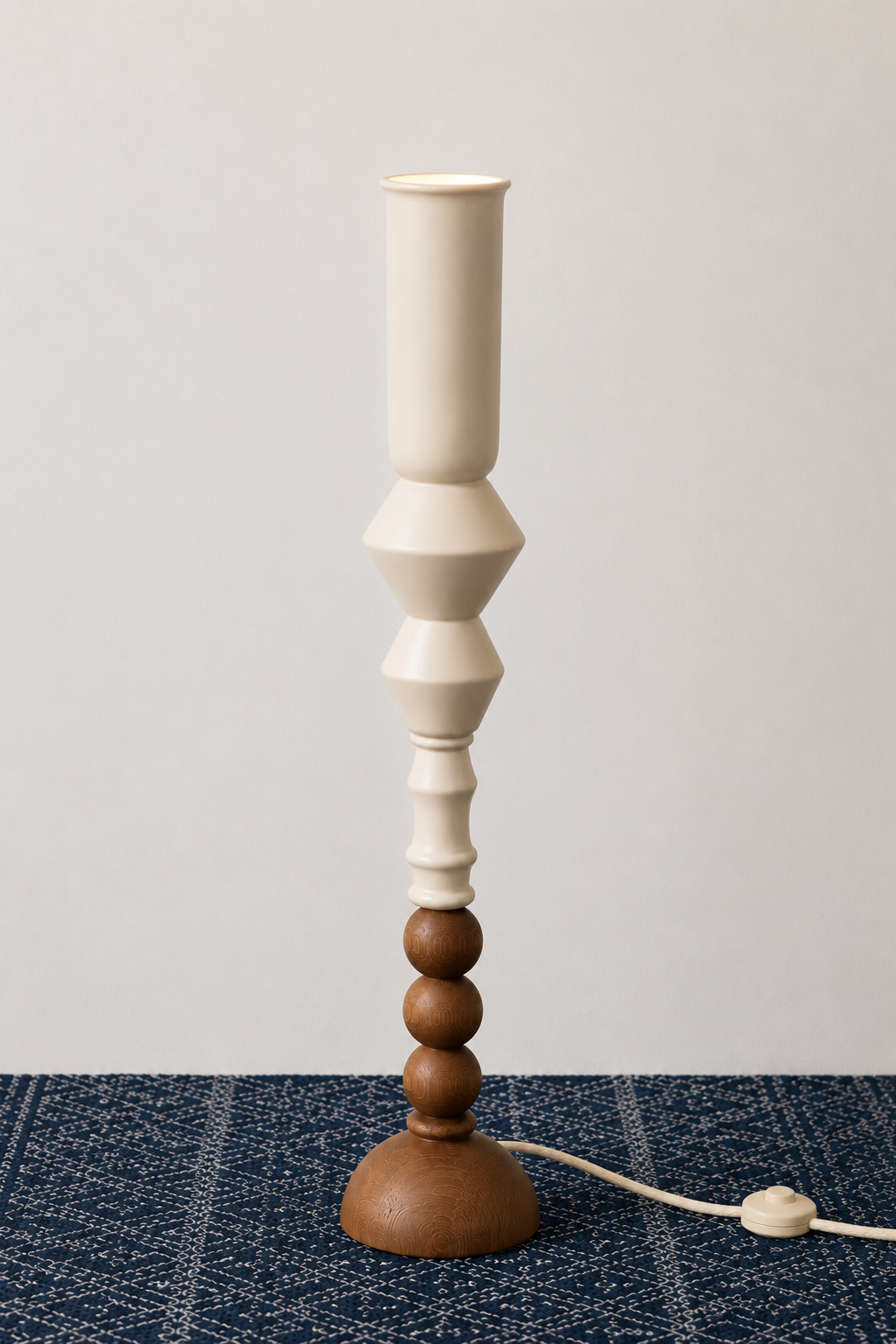 alfil_crema_floor.png