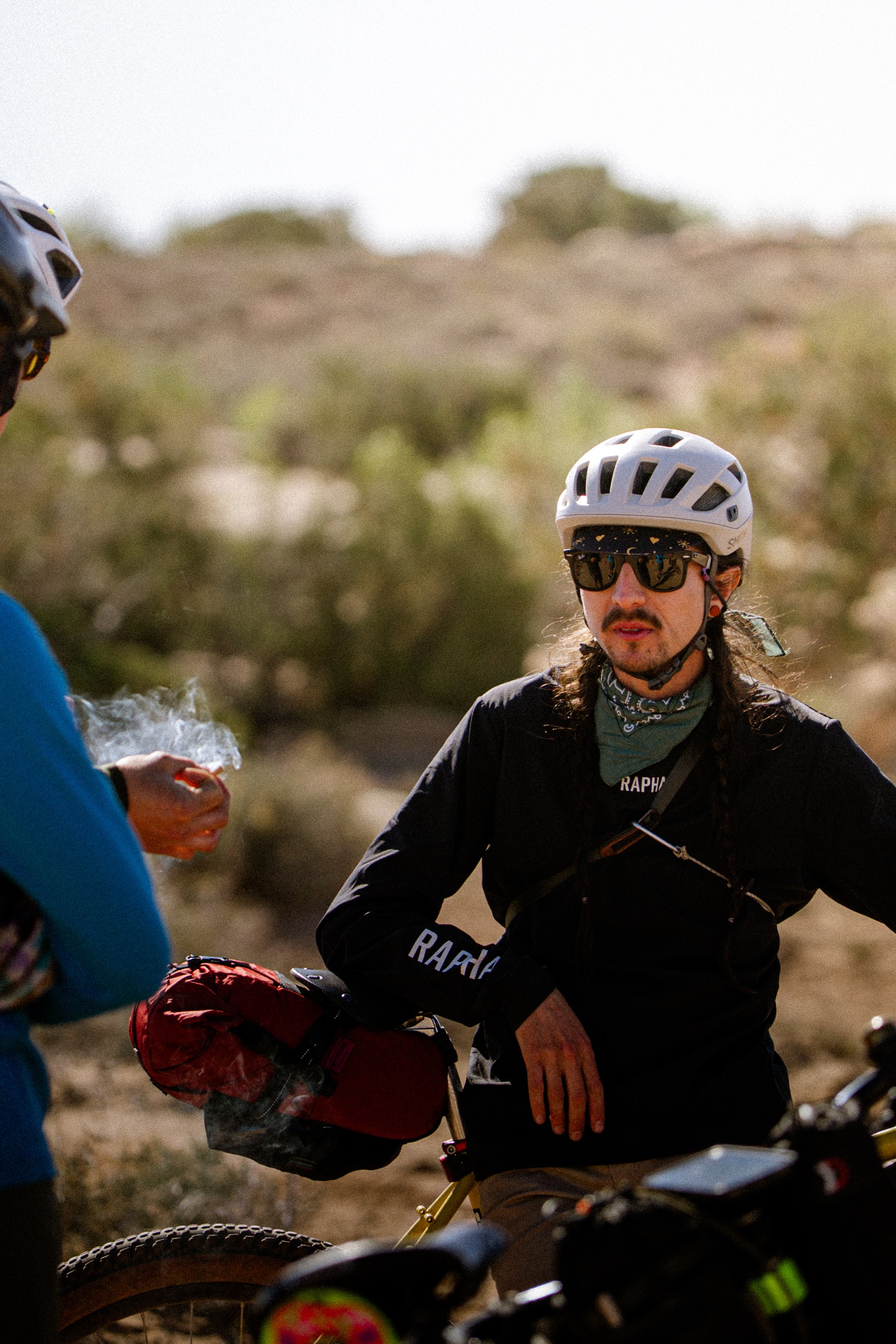 mountain bikers preparing to ride the white rim