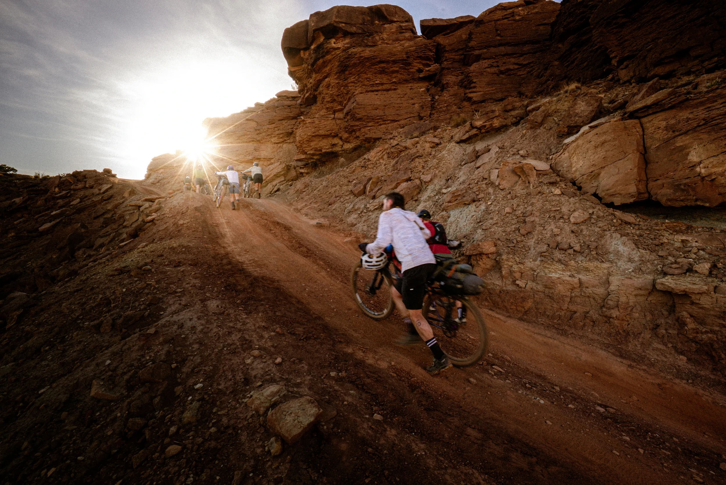 bike riders pushing up murphys hogback