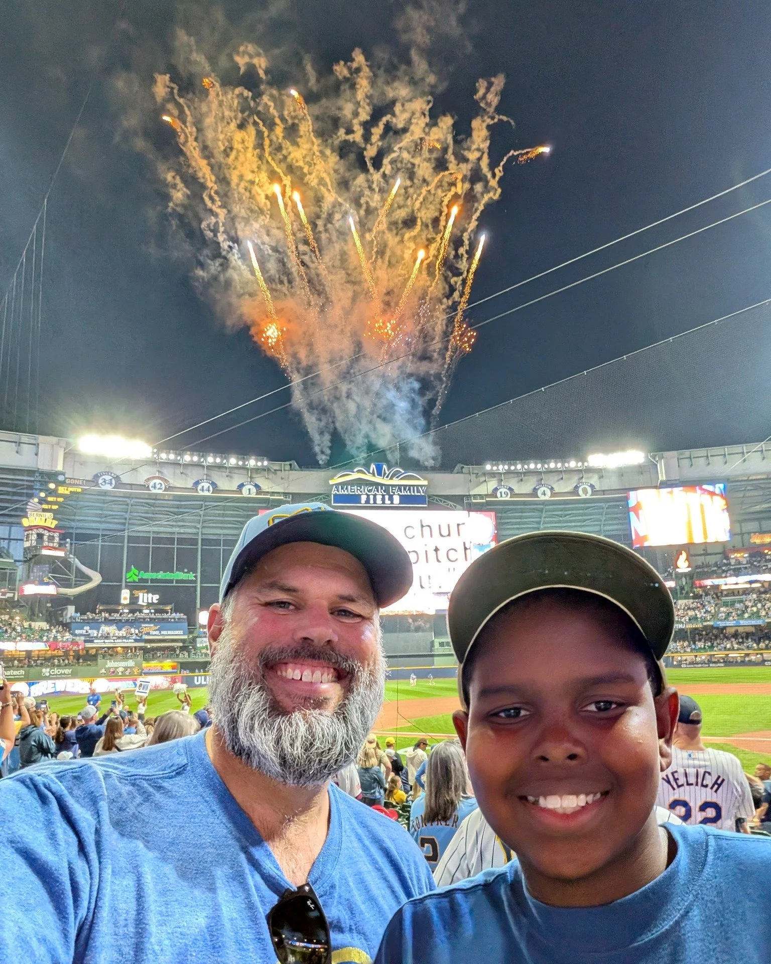 Sometimes the best memories are the simplest ones. 💚⚾

(Big) Mike and his Little, Destin spent a night at the @brewers game recently and while there were plenty of exciting moments during the game, Mike shared that Destin "wanted to stay in his