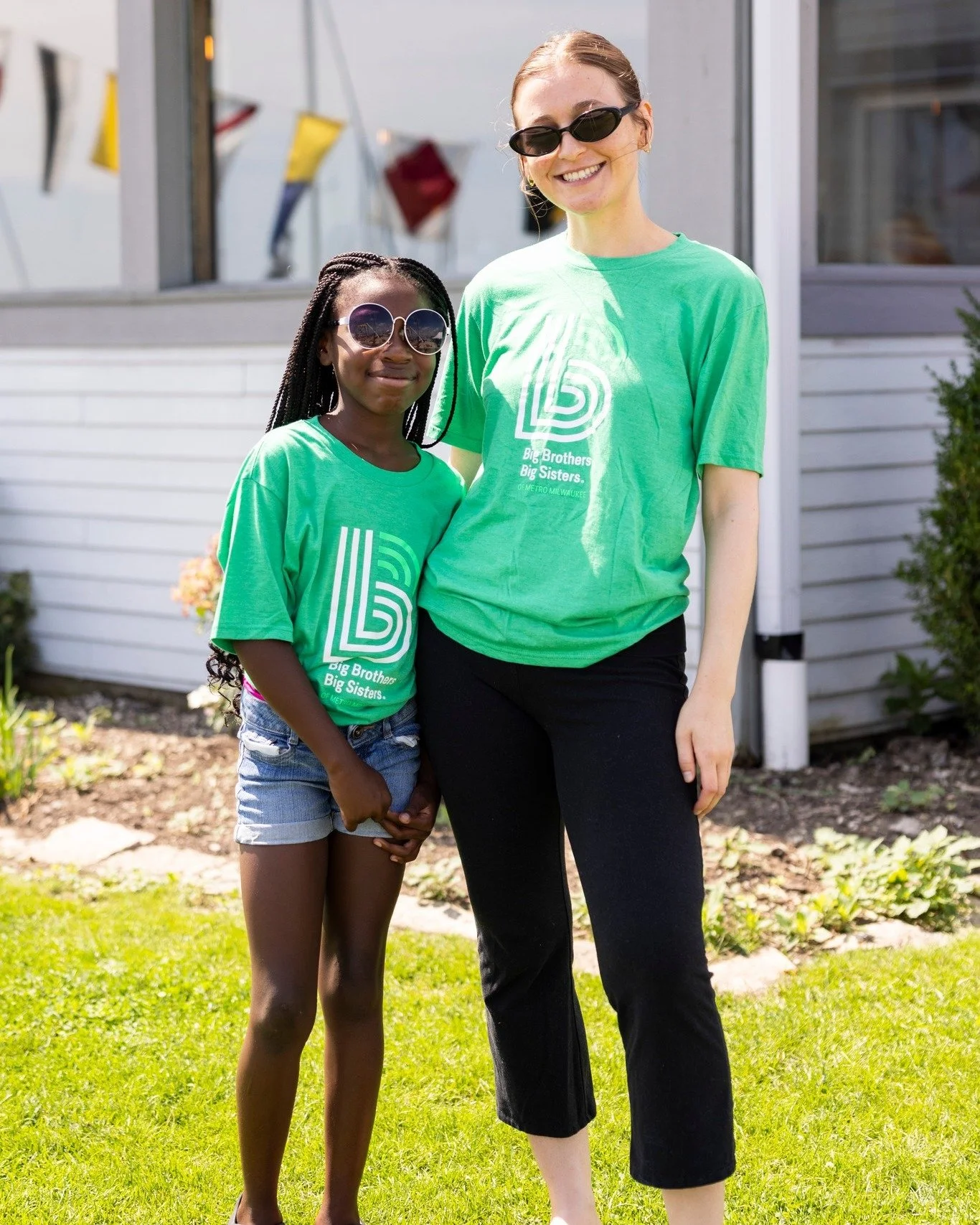Time is running out to get your BBBS apparel! 👕💚

Our pop-up store closes TOMORROW so get your orders in before these offers are gone. For each item purchased $2 goes back to supporting our youth mentorship programs, so look good. Do good. ☺️

Shop