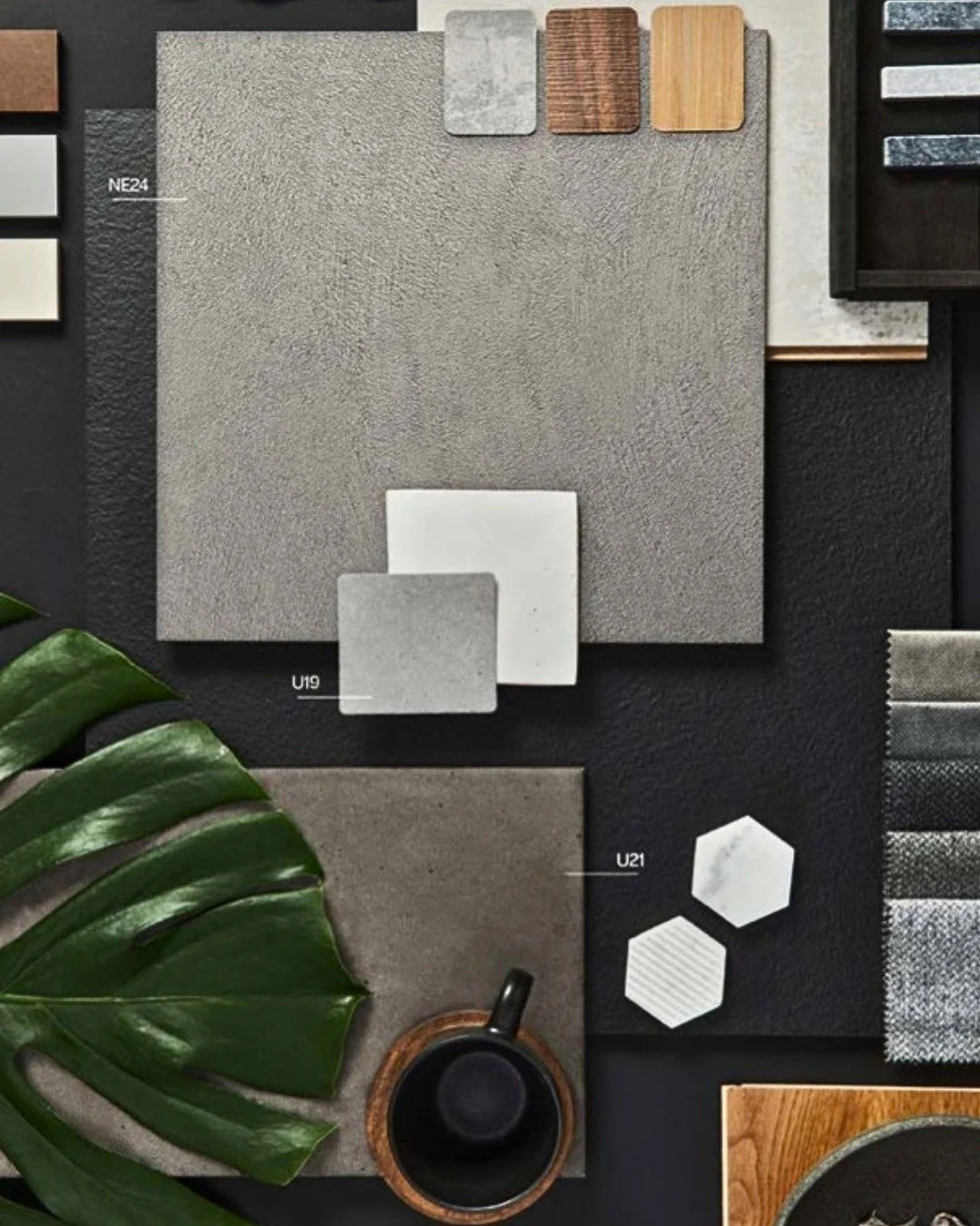 Betongfolie gir et r&aring;tt og urbant uttrykk uten tunge materialer eller omfattende oppussing 🙌

CoverStyl sin betongfolie finnes i to varianter, Pure og Urban, og kan brukes p&aring; de fleste flater innend&oslash;rs, enten det gjelder vegger, m