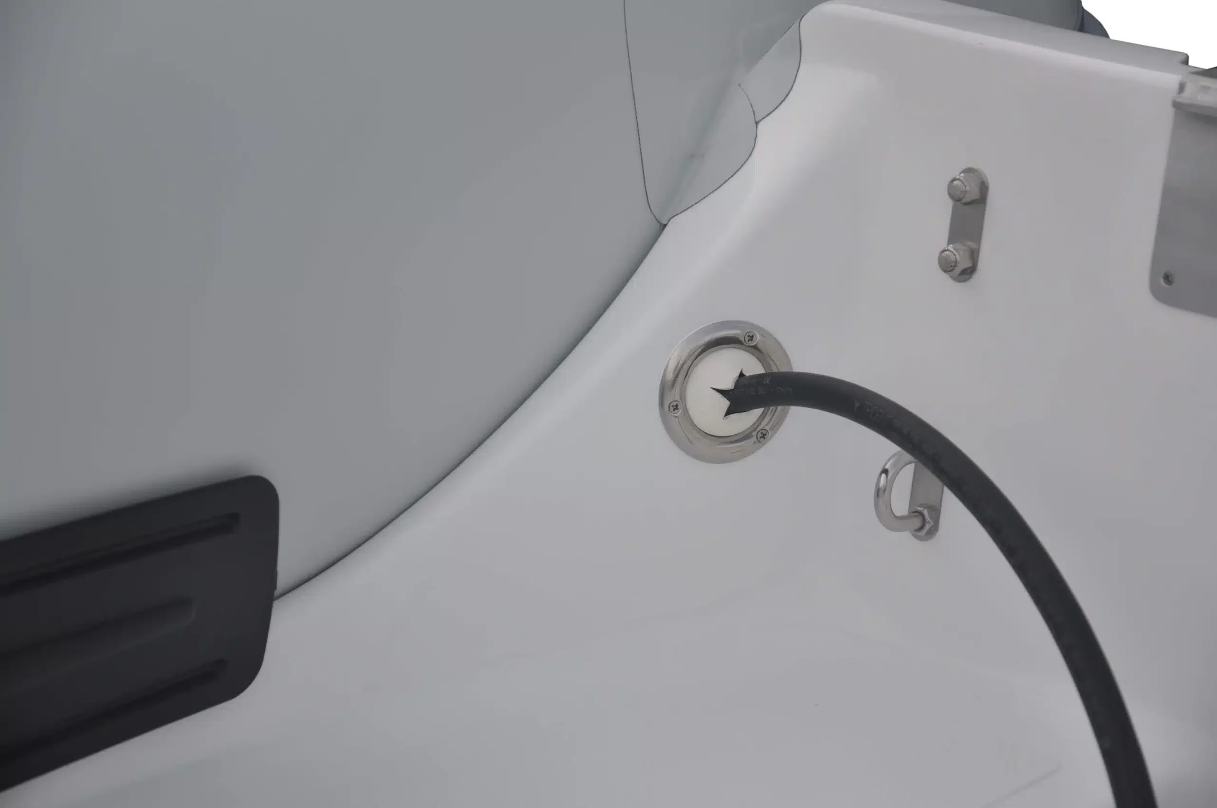 VS-Transom-scaled.jpg.webp