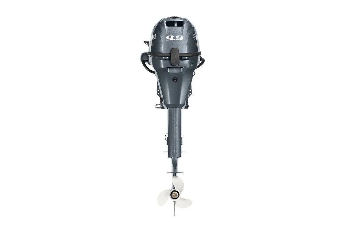 Yamaha-F9.9hp-portable-outboard-engine-stern__26011.jpg