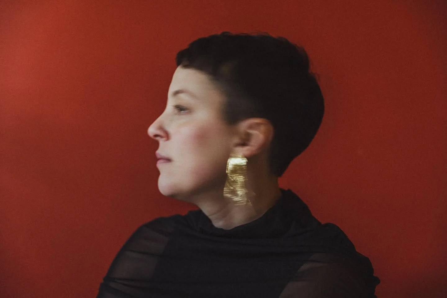 I'm Kate and as a woman, I am many. 

Many identities, many passions, and made up of many stories. 

And all of me is held in the mountains of Western North Carolina.

Here, I serve my community through the weaving 
of experiences and initiations for