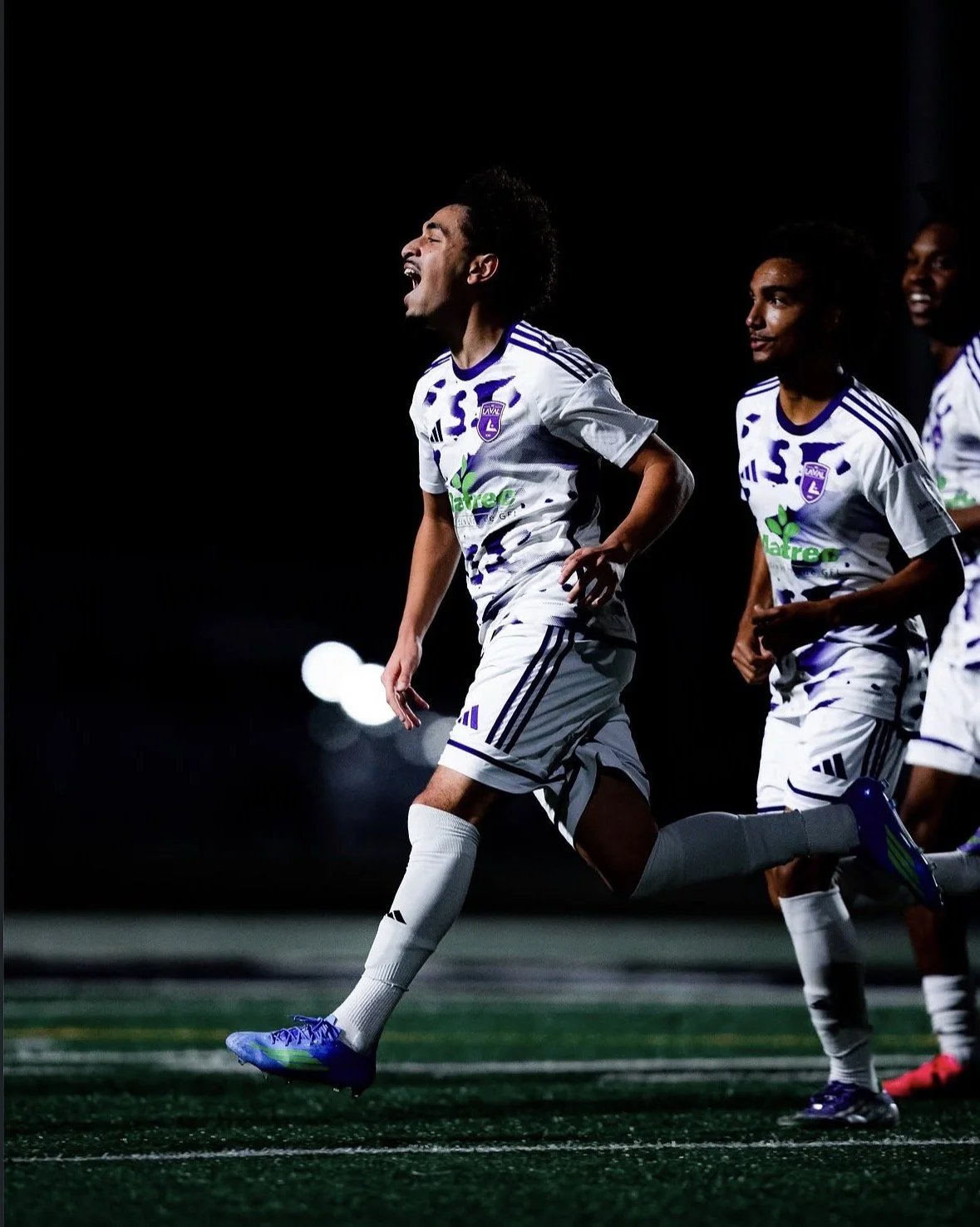 Coupe du Québec présentée par Sports Experts, senior masculin : FC Laval sort Saint-Laurent, Revolution récidive