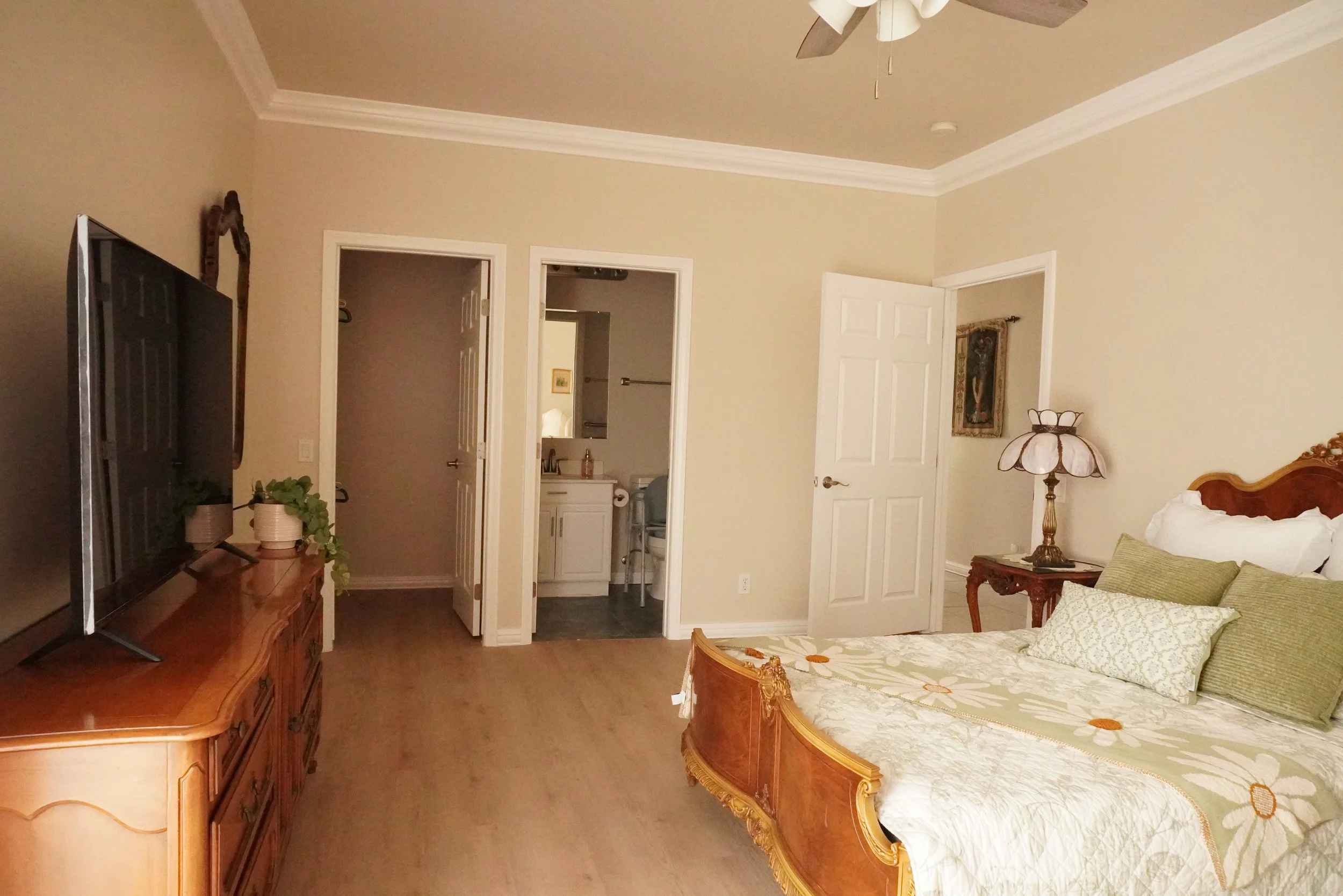 rcfe private room suite 