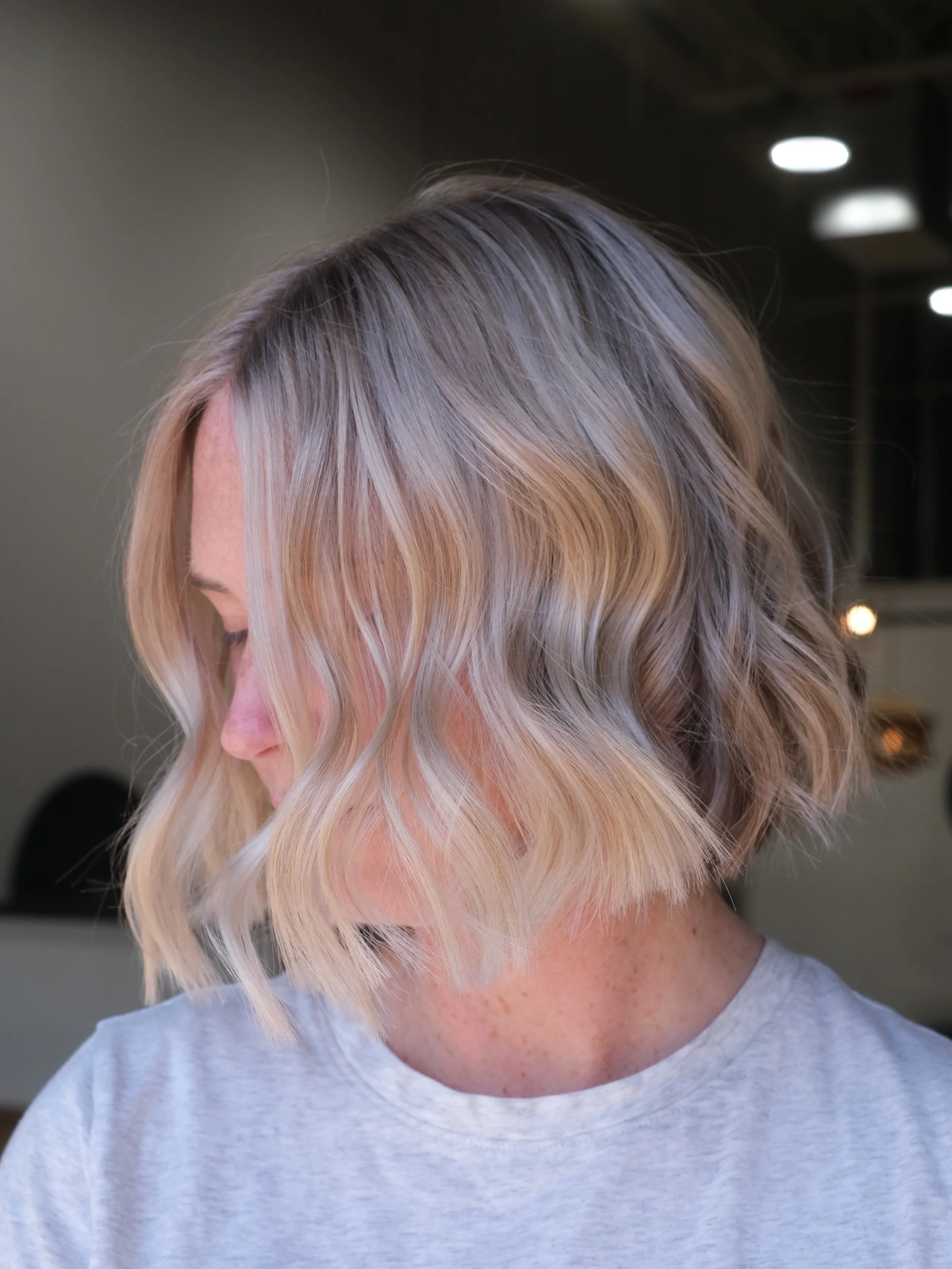 Perfect blonde ☀️ Work by @beautybynikoletta