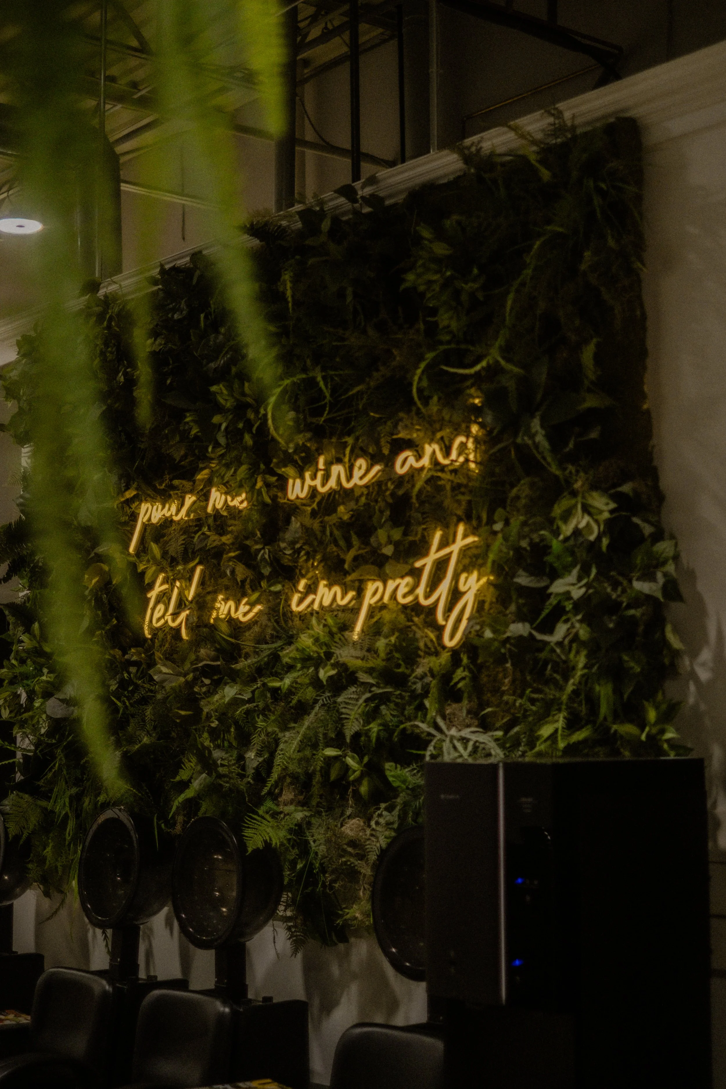 MODERN EXTON PA SALON