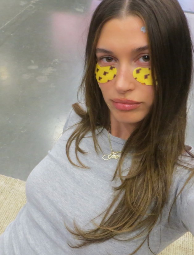 rhode banana peel peptide eye prep