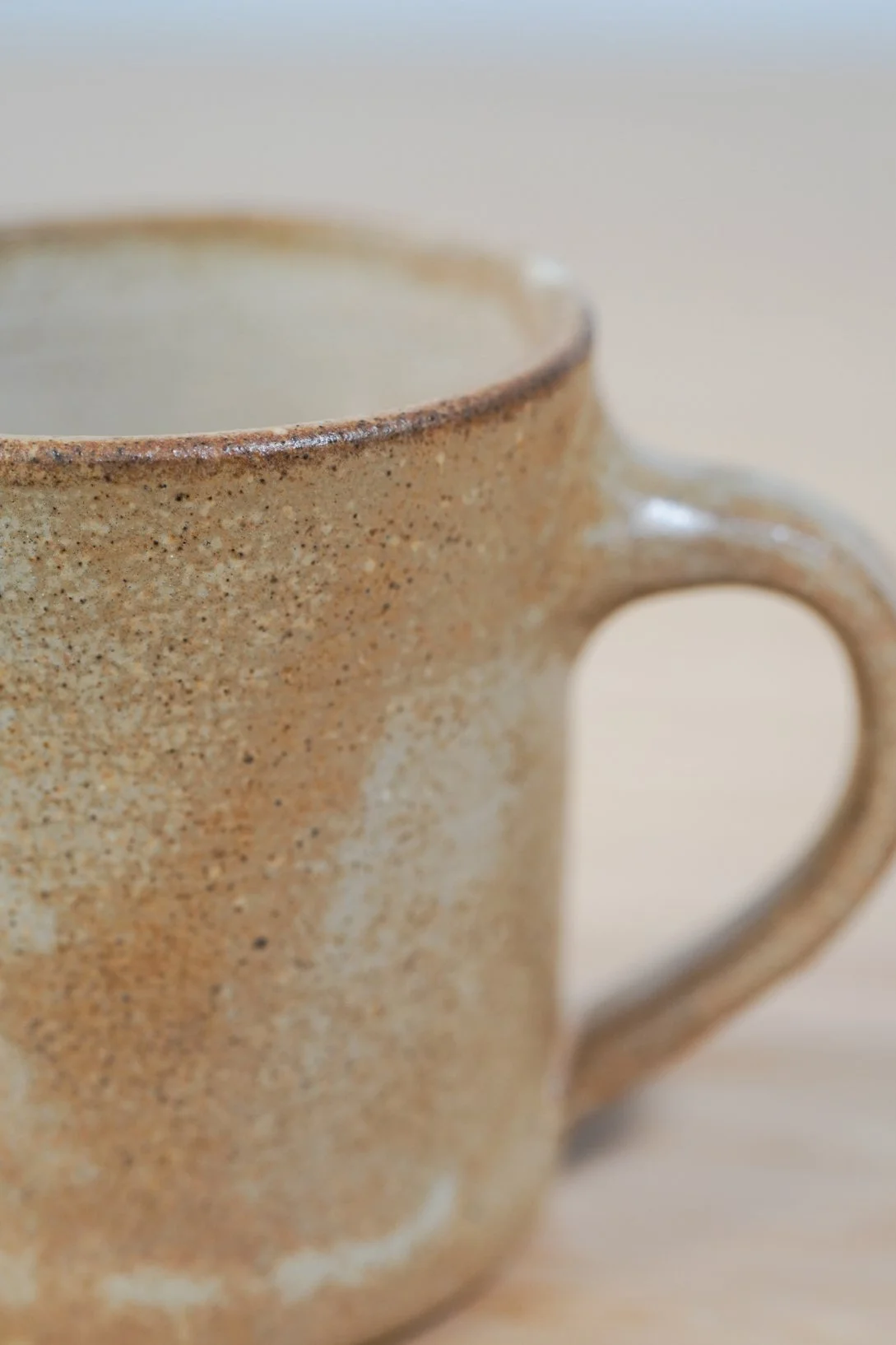 sandy_mug_detail.jpg