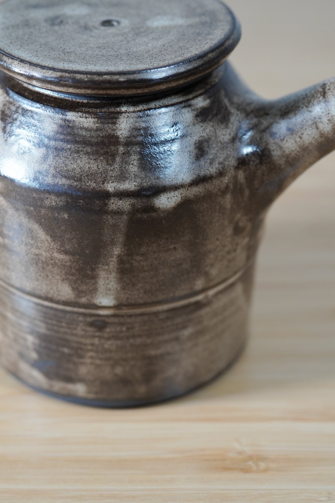 bl_teapot_detail.jpg