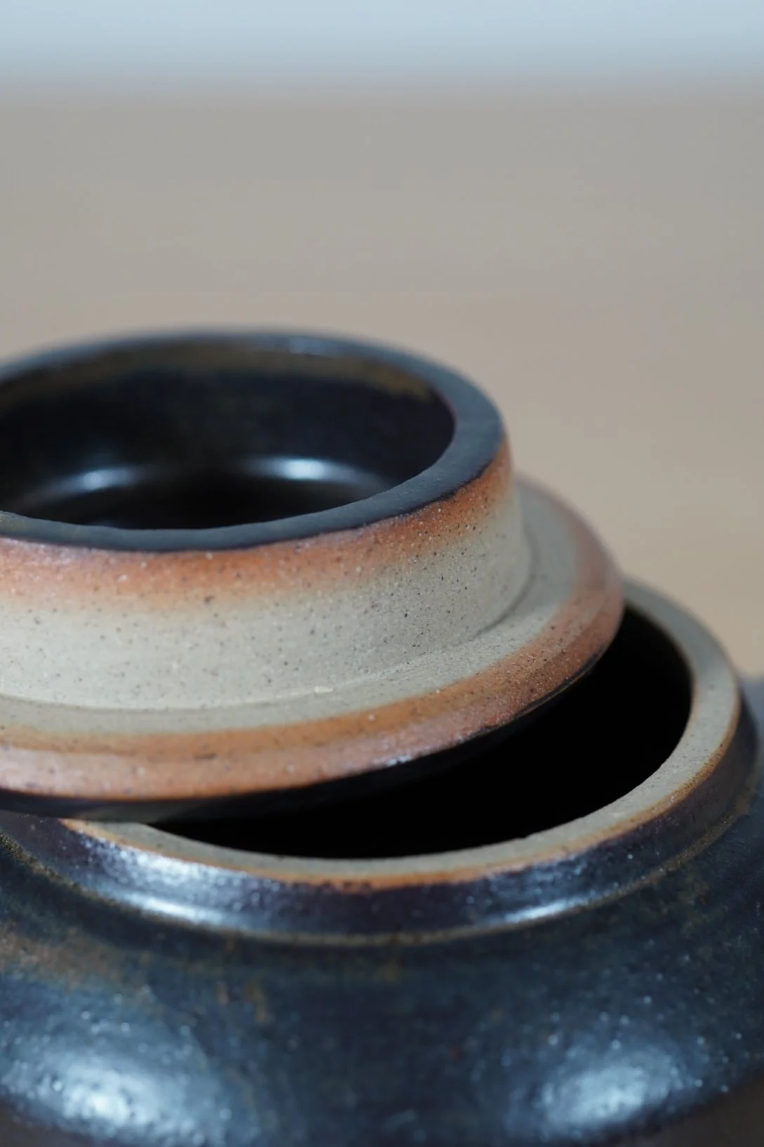 tenmoku_teapot_lip.jpg