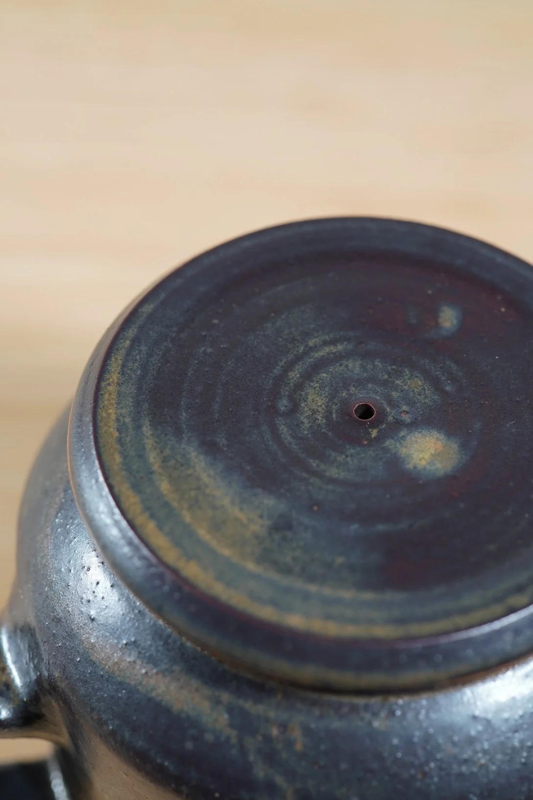 tenmoku_teapot_lid.jpg