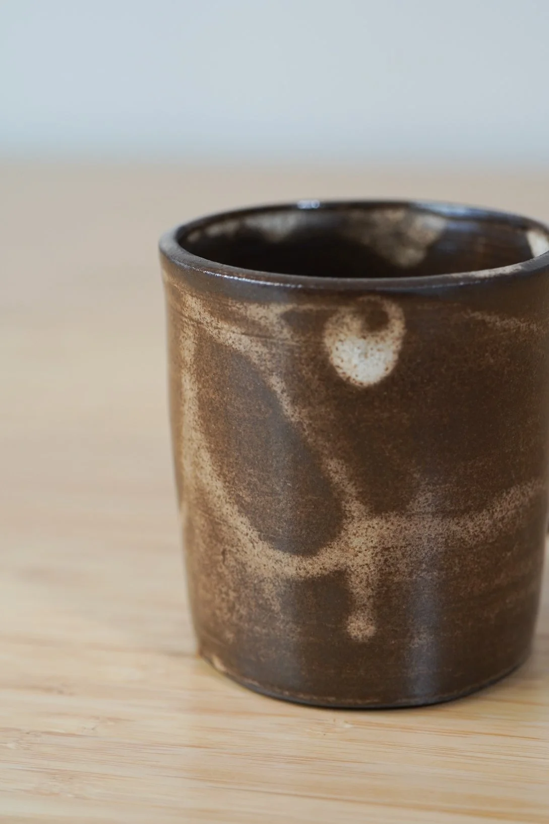 black_lamina_mug_detail.jpg