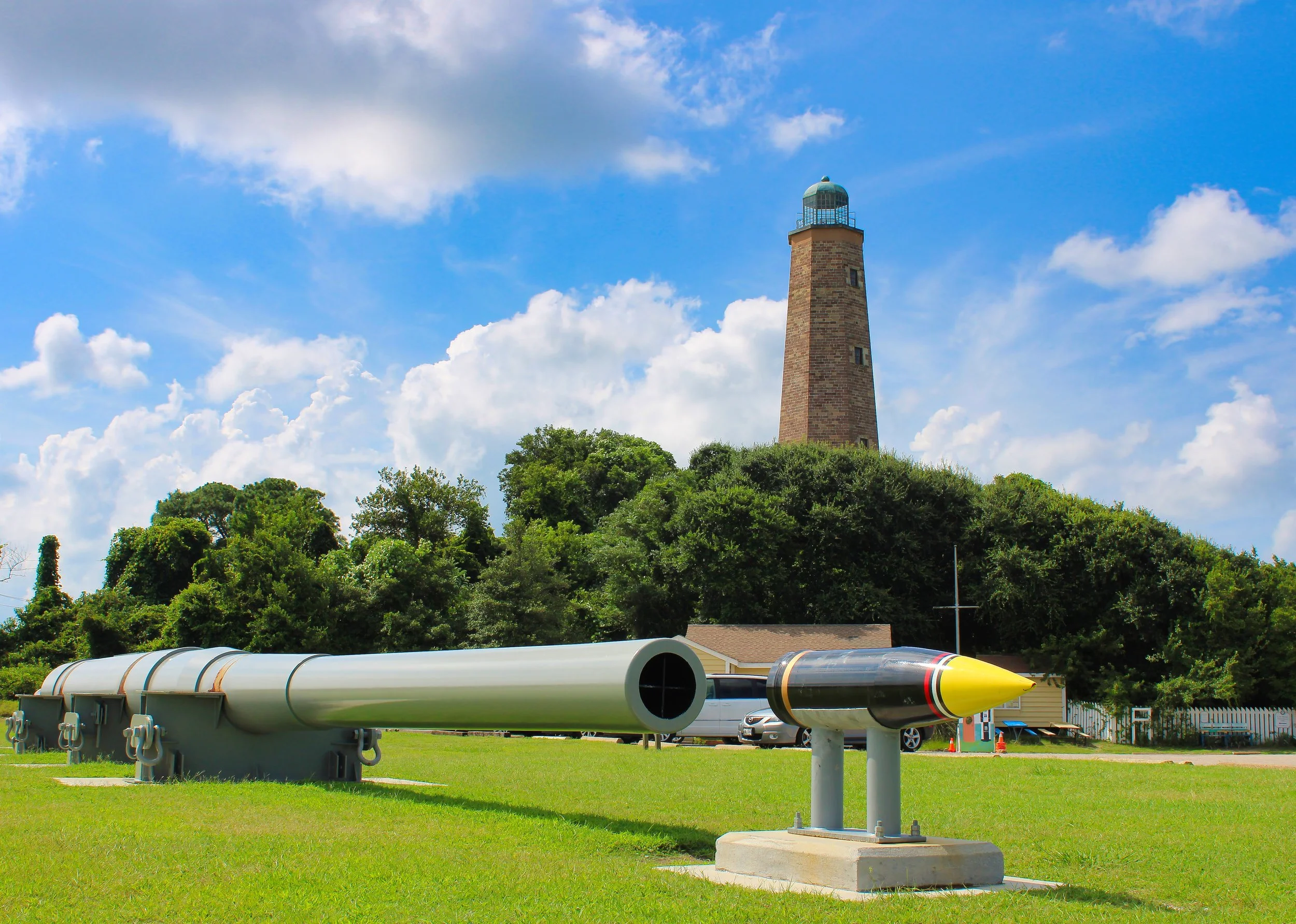Virginia Beach Lighthouse.jpg