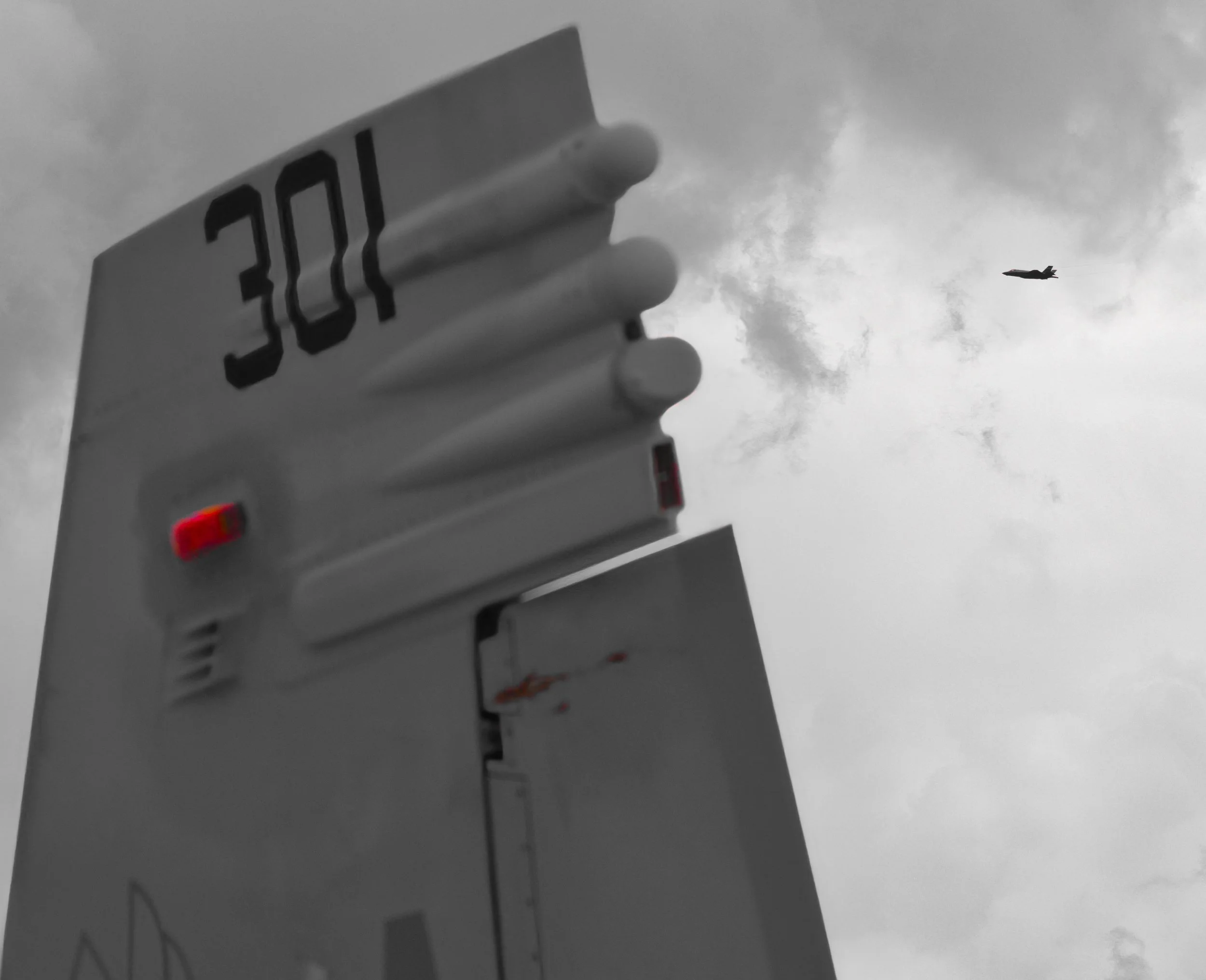 3B5A1123 B&W-SAT.jpg