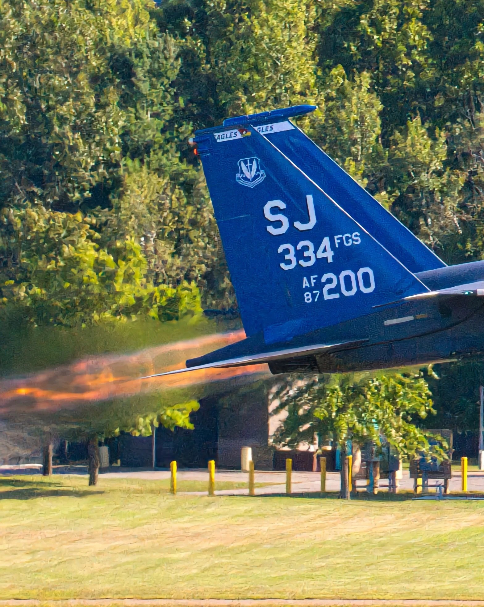 Seymour Johnson F-15E Strike Eagle of the 334th Fighter Squadron "Eagles" of the 4th FW screaming out of KBTV after the Vermont ANG Open House in September of 2025.