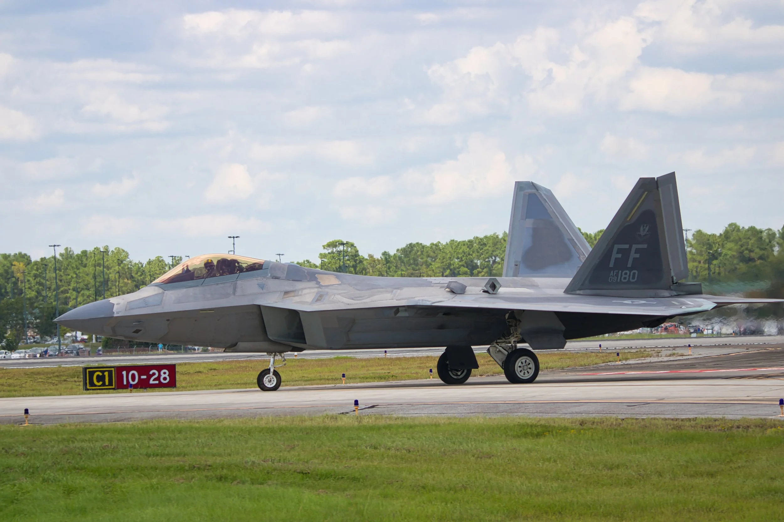 Raptor APU - WT23.jpg