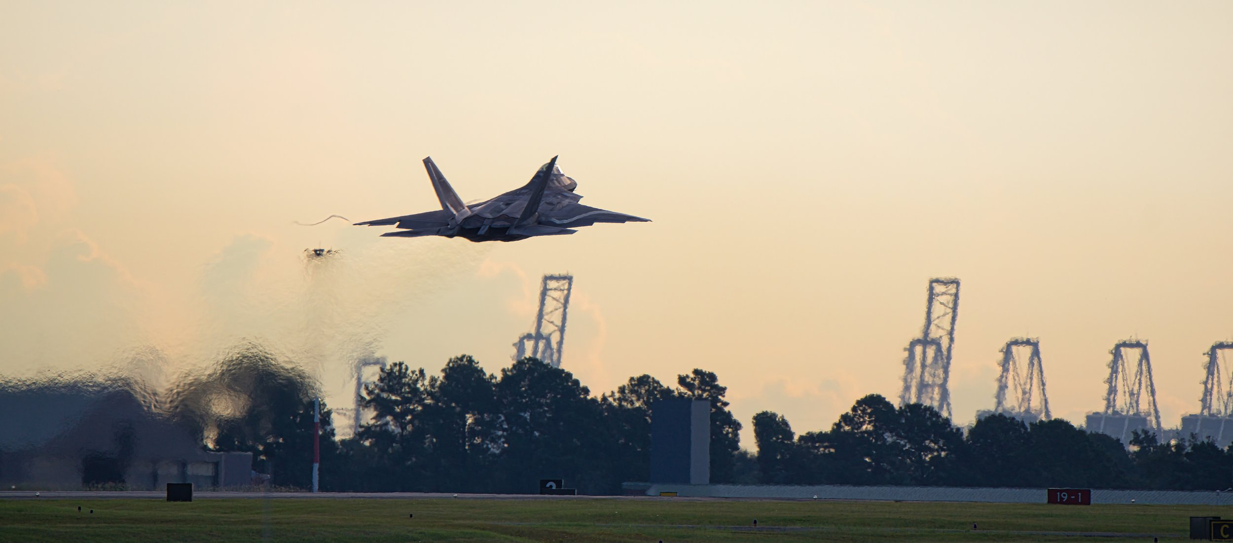 Raptor Takeoff Docks - WT23.jpg