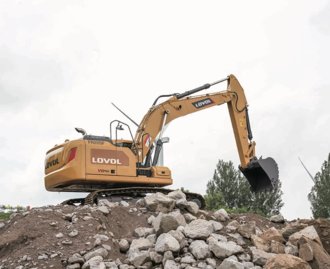 FR220F Excavator