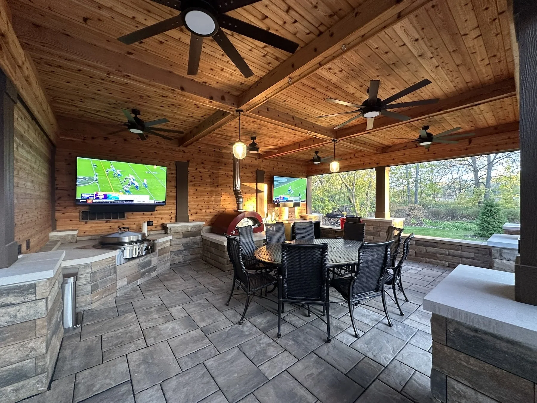 Outdoor kitchen and paver patio by ILT Vignocchi.JPEG